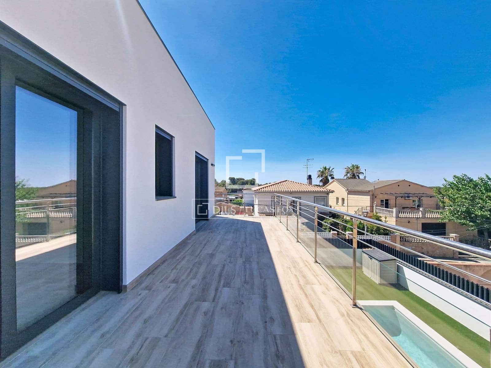 4 soveværelse Villa til salg i El Vendrell med swimmingpool - € 630.000 (Ref: 9938983)