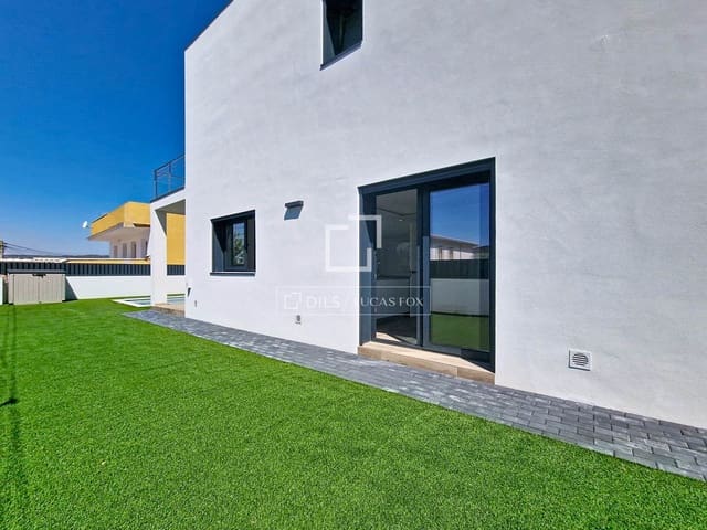 4 soveværelse Villa til salg i El Vendrell med swimmingpool - € 630.000 (Ref: 9938983)