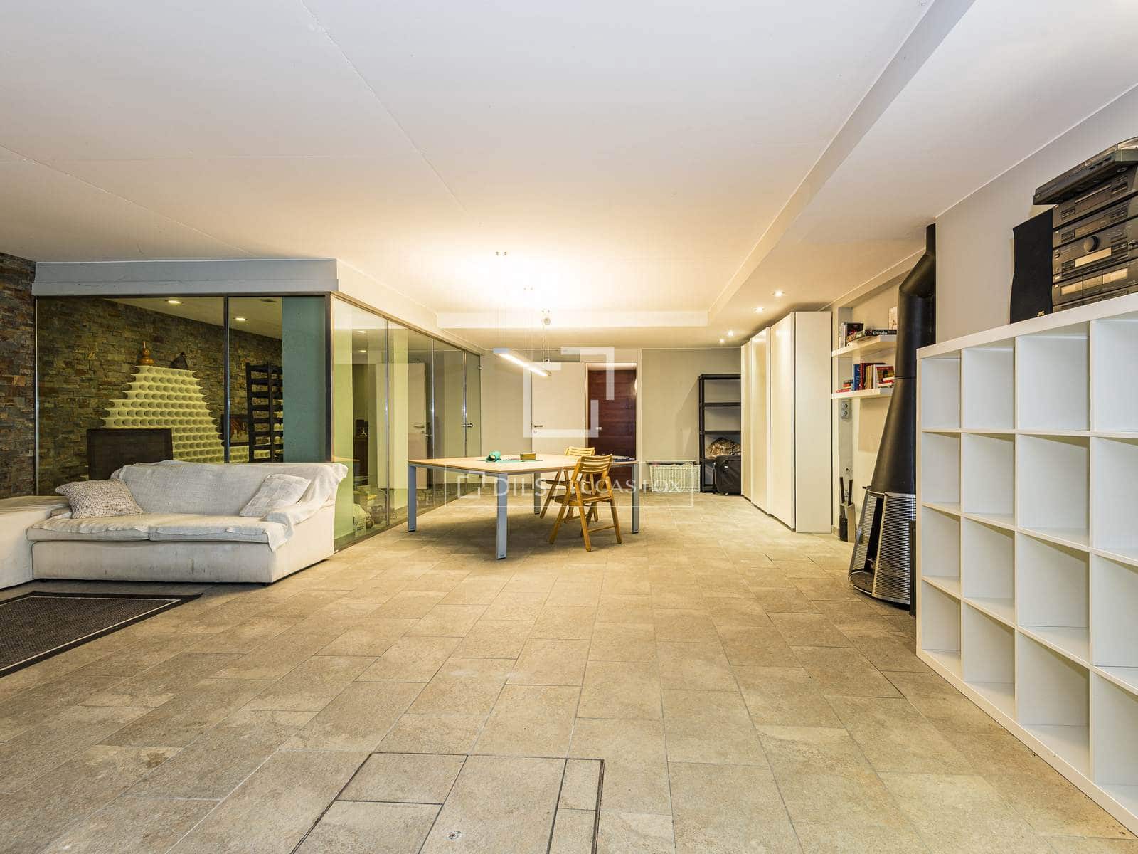 5 Zimmer Villa zu verkaufen in Matadepera mit Pool Garage - 1.250.000 € (Ref: 9939106)