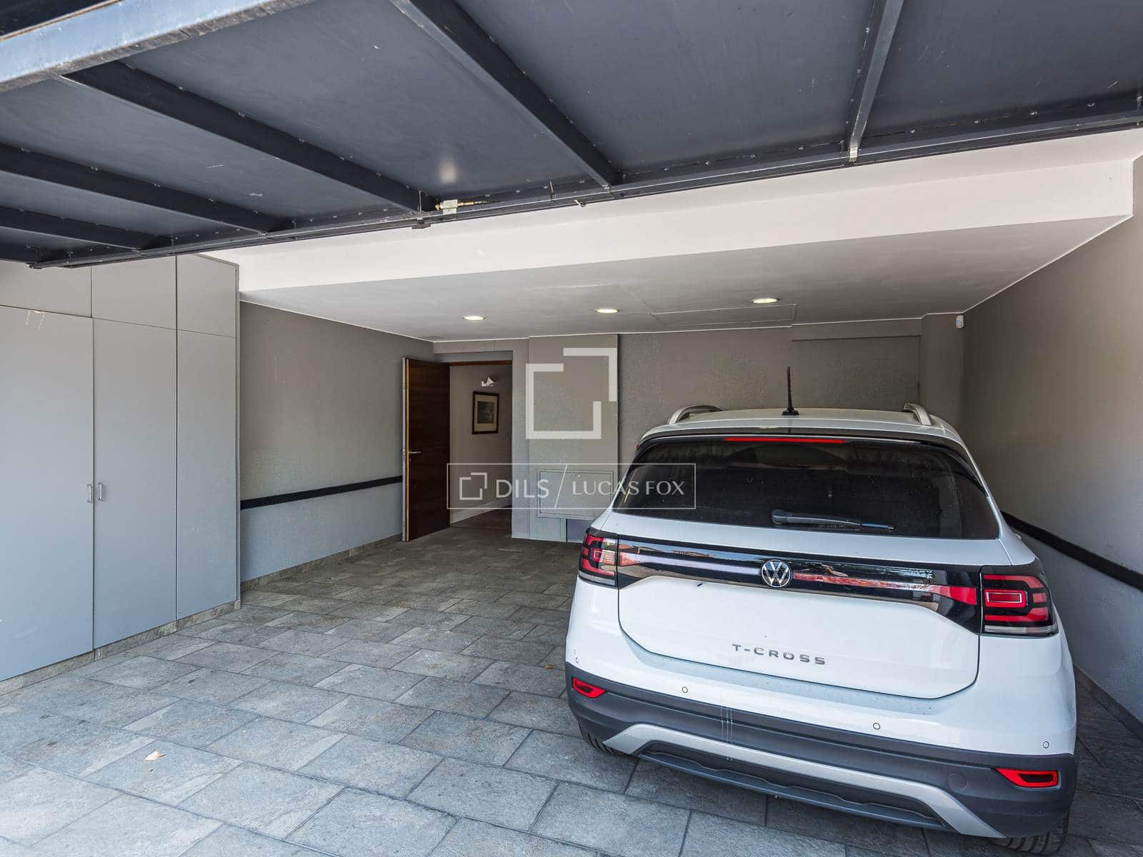 5 Zimmer Villa zu verkaufen in Matadepera mit Pool Garage - 1.250.000 € (Ref: 9939106)