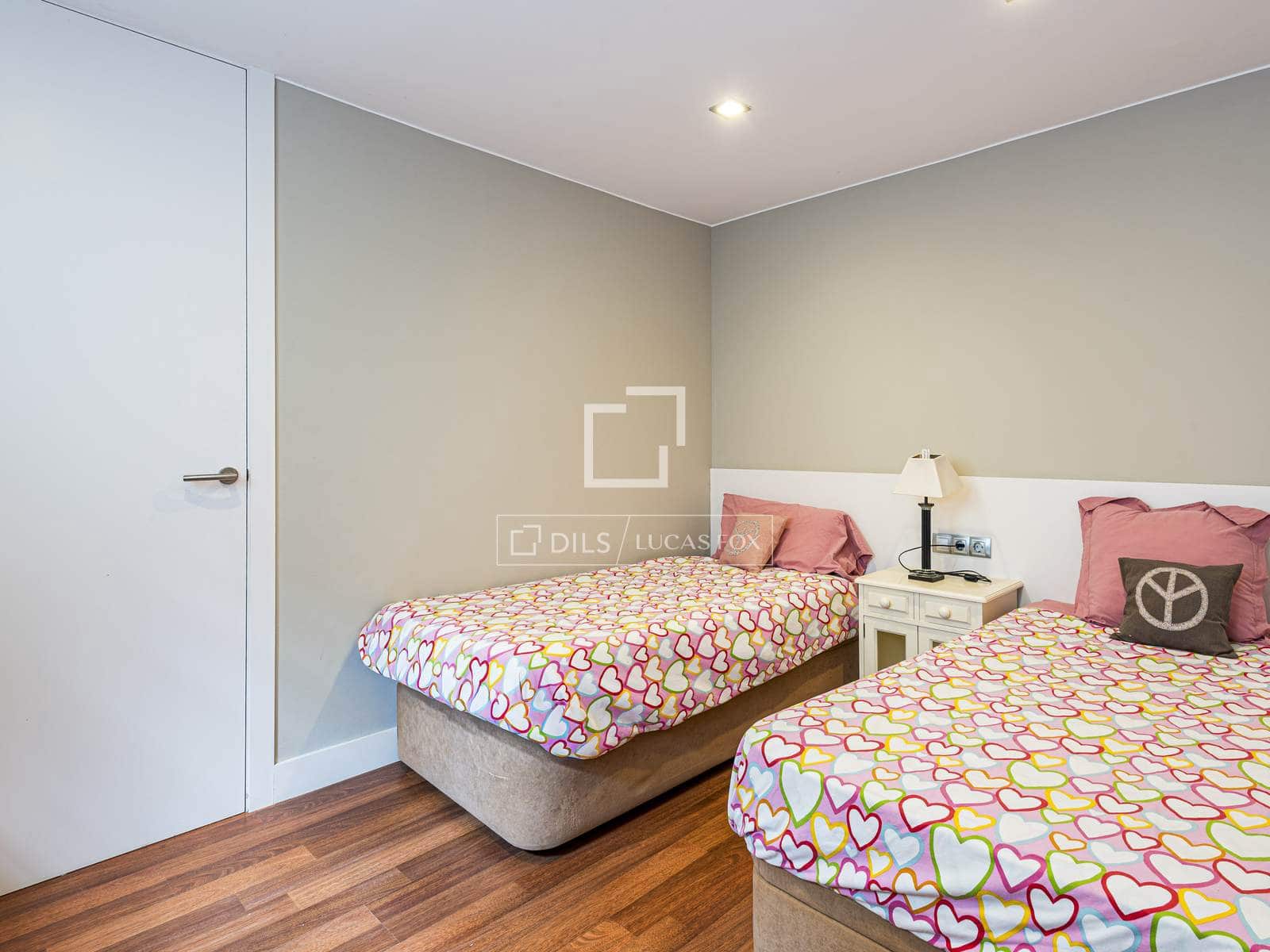 5 Zimmer Villa zu verkaufen in Matadepera mit Pool Garage - 1.250.000 € (Ref: 9939106)