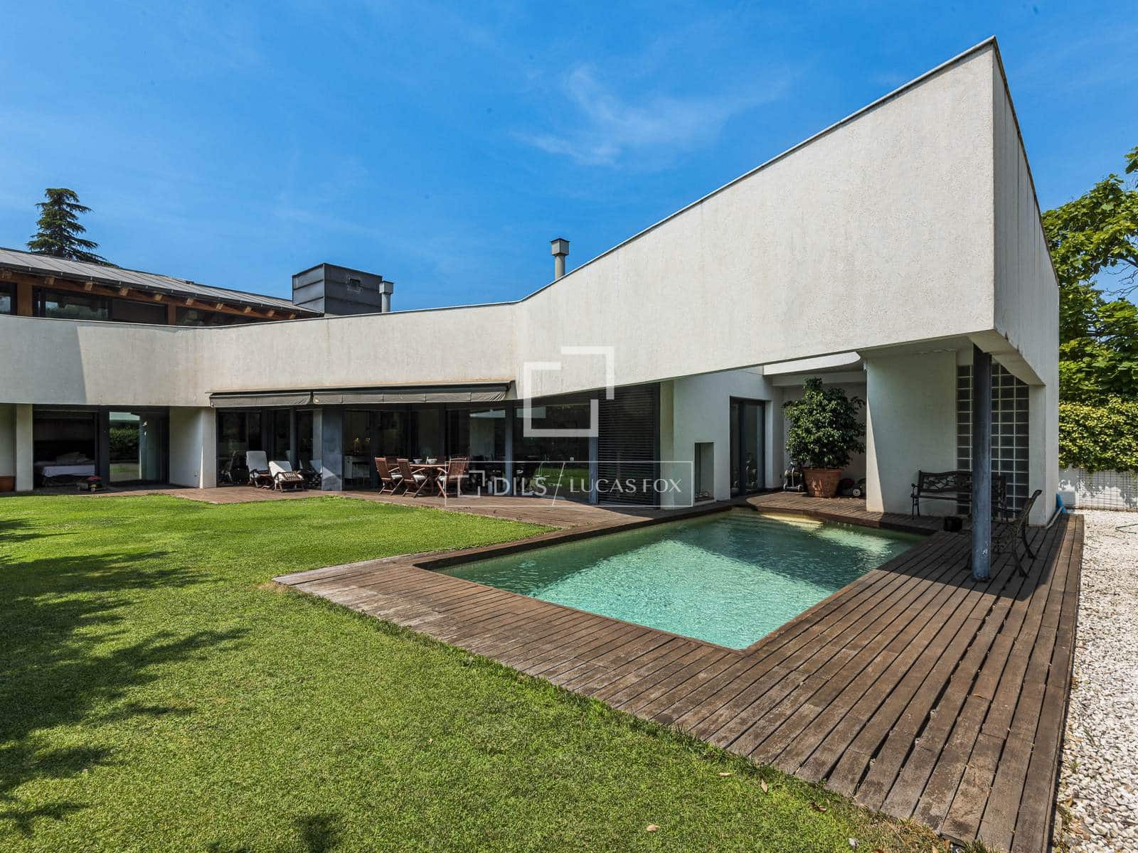 5 Zimmer Villa zu verkaufen in Matadepera mit Pool Garage - 1.250.000 € (Ref: 9939106)