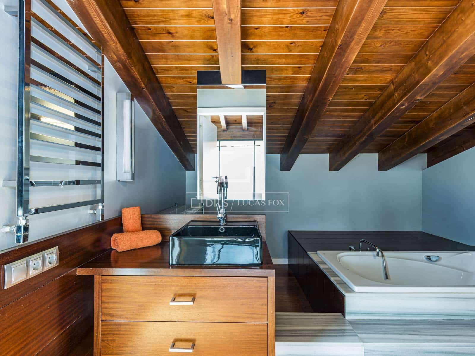 5 Zimmer Villa zu verkaufen in Matadepera mit Pool Garage - 1.250.000 € (Ref: 9939106)