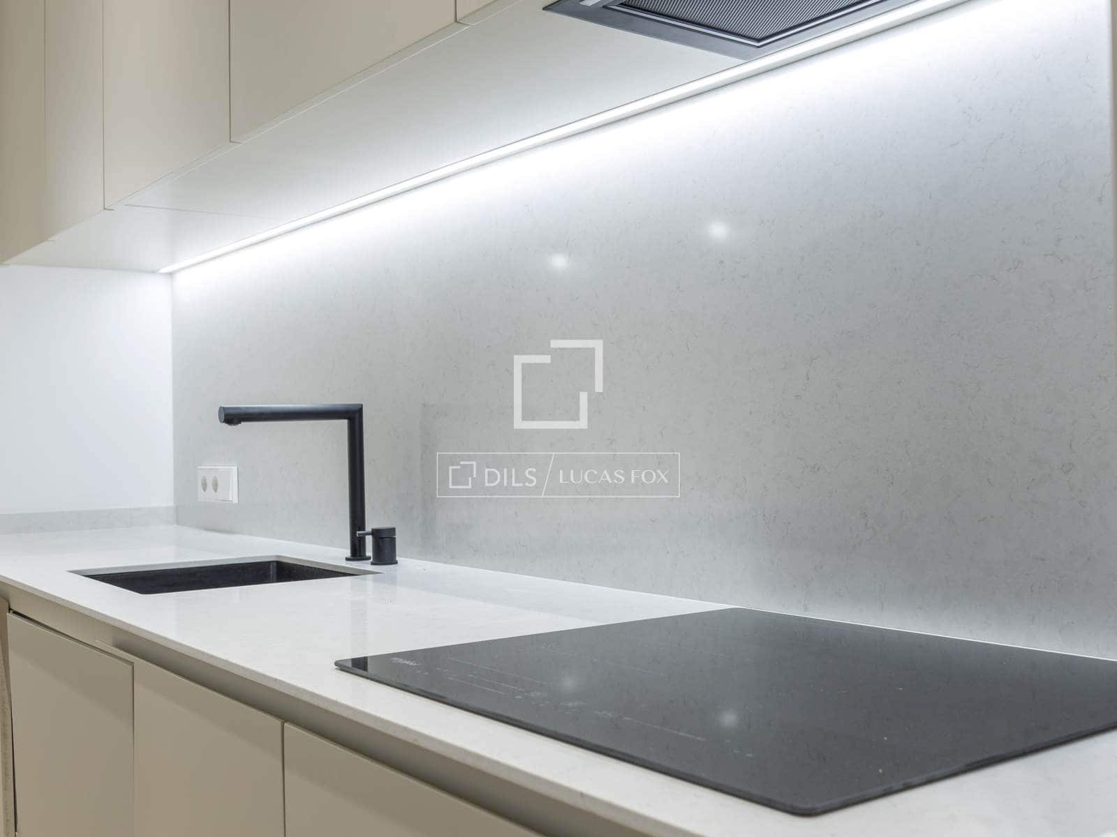 3 quarto Apartamento para venda em Valencia cidade - 1 500 000 € (Ref: 9939107)