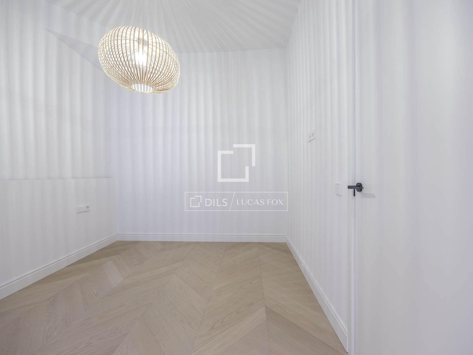 3 quarto Apartamento para venda em Valencia cidade - 1 500 000 € (Ref: 9939107)