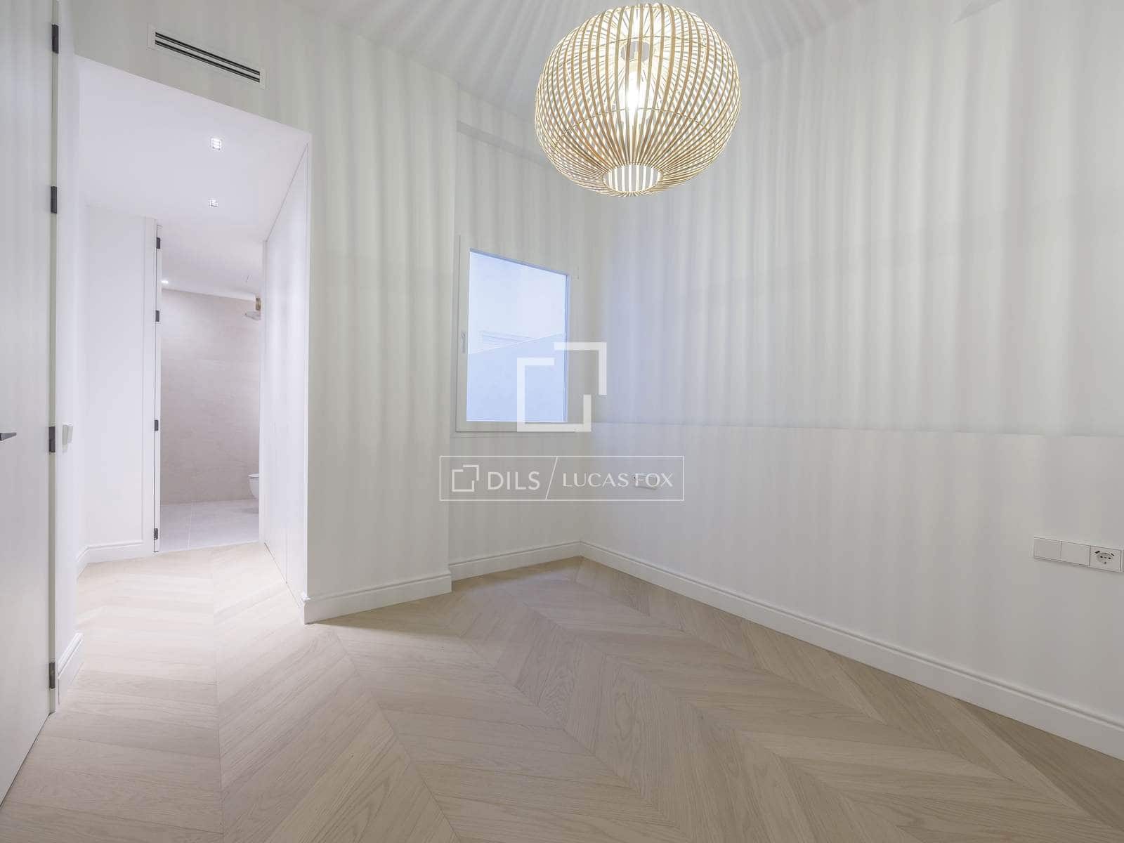 3 quarto Apartamento para venda em Valencia cidade - 1 500 000 € (Ref: 9939107)