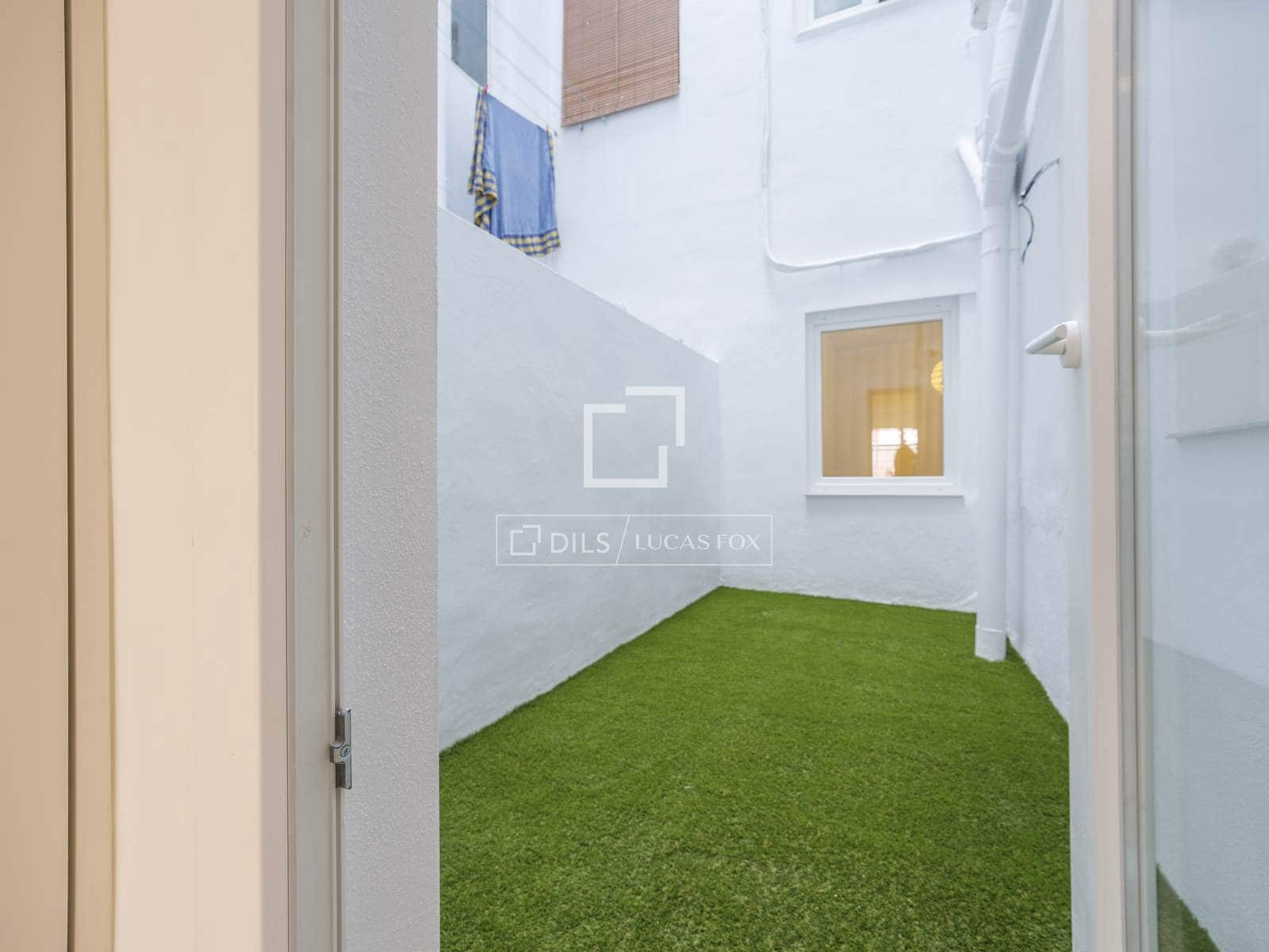 3 quarto Apartamento para venda em Valencia cidade - 1 500 000 € (Ref: 9939107)