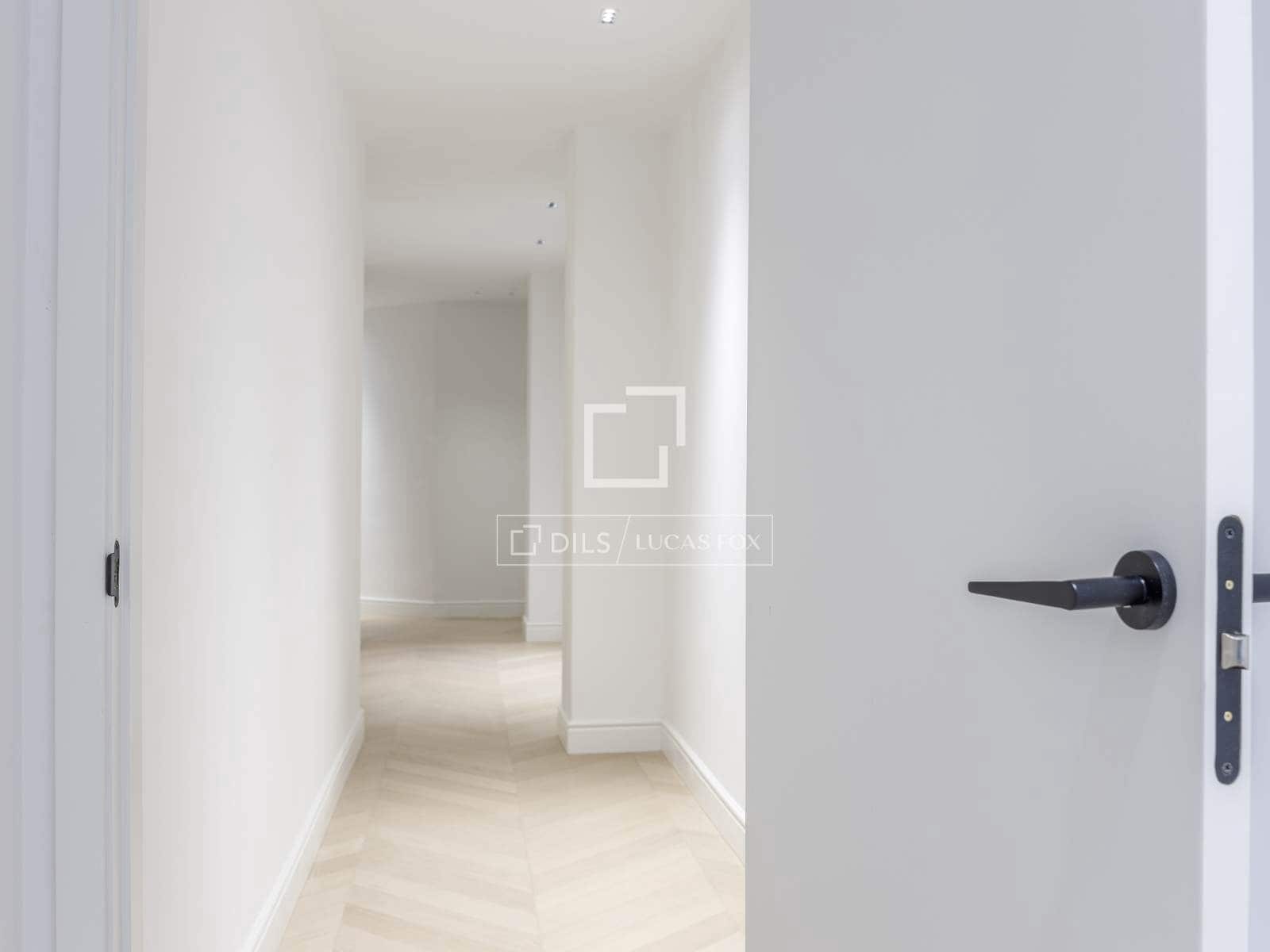 3 quarto Apartamento para venda em Valencia cidade - 1 500 000 € (Ref: 9939107)