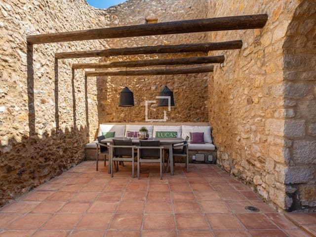 3 soverom Villa til salgs i Begur med svømmebasseng garasje - € 1 100 000 (Ref: 9940814)
