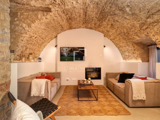 3 soverom Villa til salgs i Begur med svømmebasseng garasje - € 1 100 000 (Ref: 9940814)