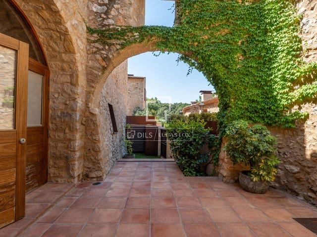 3 soverom Villa til salgs i Begur med svømmebasseng garasje - € 1 100 000 (Ref: 9940814)