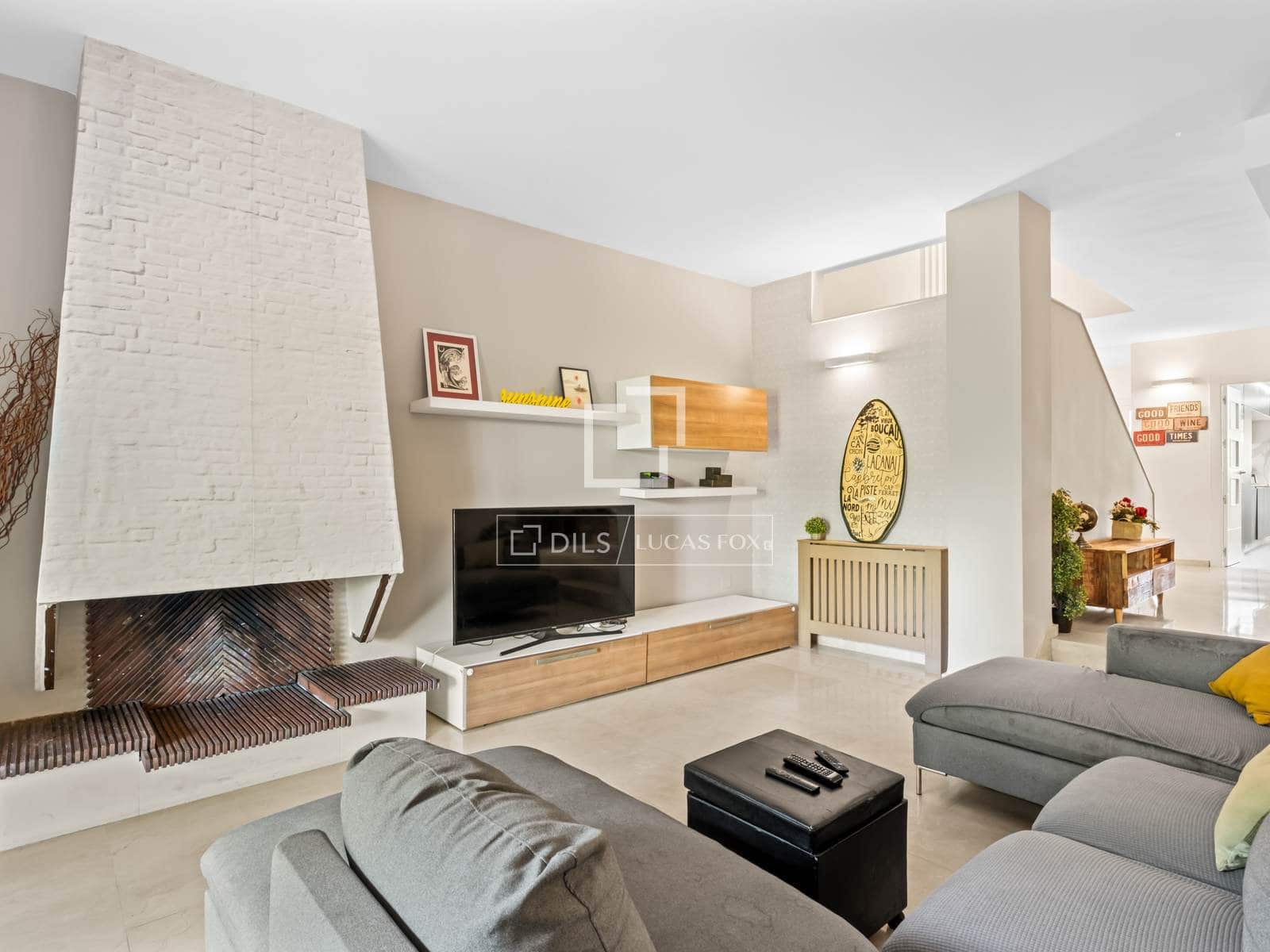 4 slaapkamer Villa te koop in Alicante stad met zwembad garage - € 750.000 (Ref: 9941178)