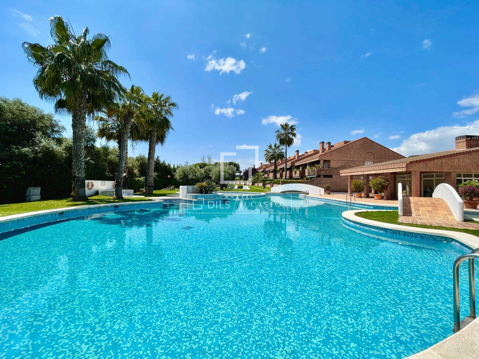 4 slaapkamer Villa te koop in Alicante stad met zwembad garage - € 750.000 (Ref: 9941178)