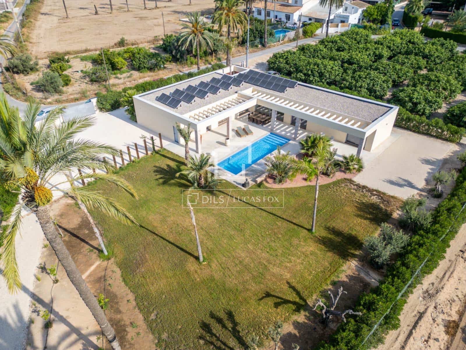 4 soveværelse Villa til salg i Elche / Elx med swimmingpool garage - € 950.000 (Ref: 9941179)