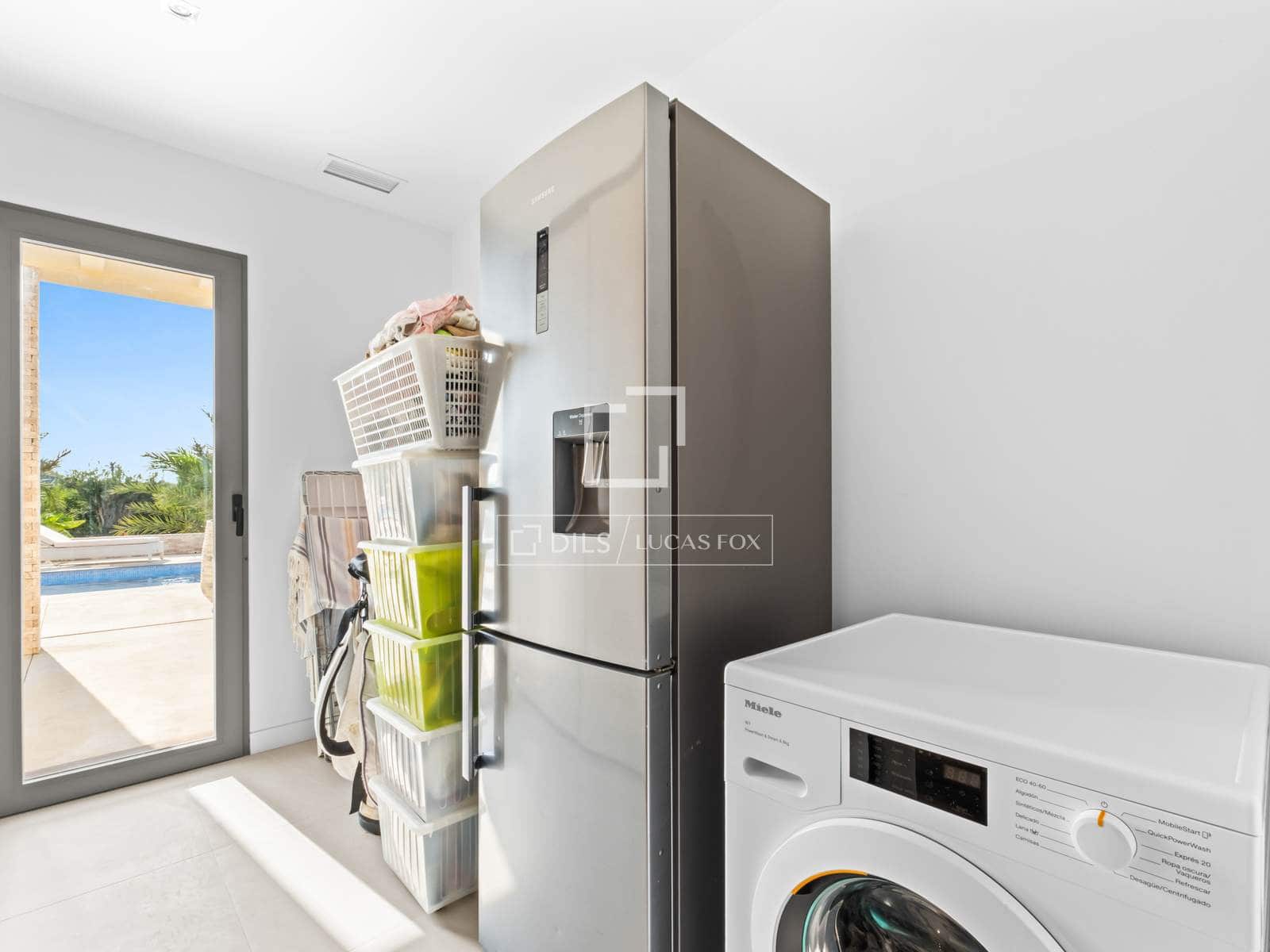 4 soveværelse Villa til salg i Elche / Elx med swimmingpool garage - € 950.000 (Ref: 9941179)