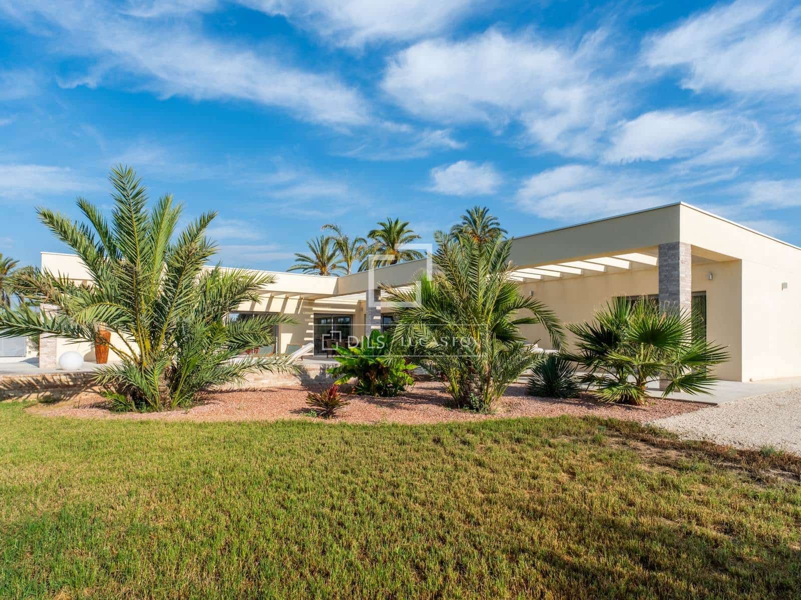 4 soveværelse Villa til salg i Elche / Elx med swimmingpool garage - € 950.000 (Ref: 9941179)