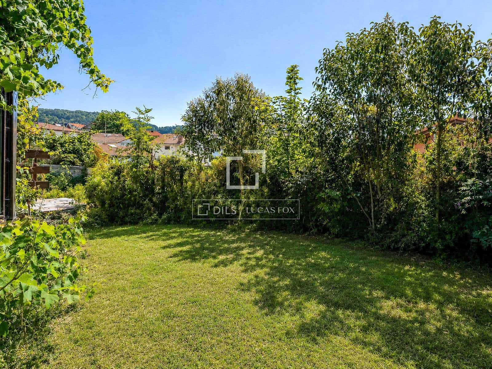 Chalet de 3 habitaciones en Donostia-San Sebastián en venta con garaje - 1.050.000 € (Ref: 9941180)