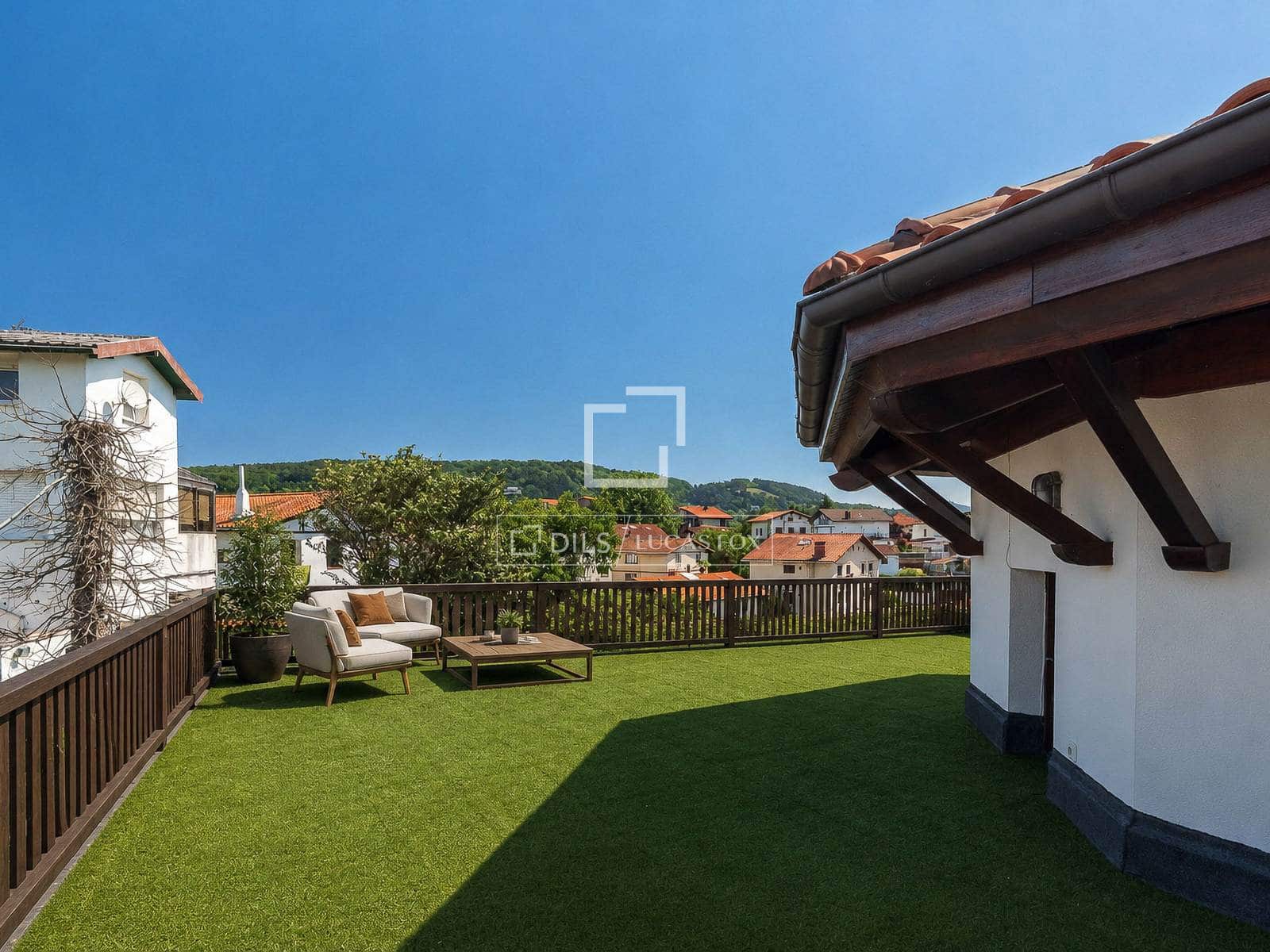Chalet de 3 habitaciones en Donostia-San Sebastián en venta con garaje - 1.050.000 € (Ref: 9941180)