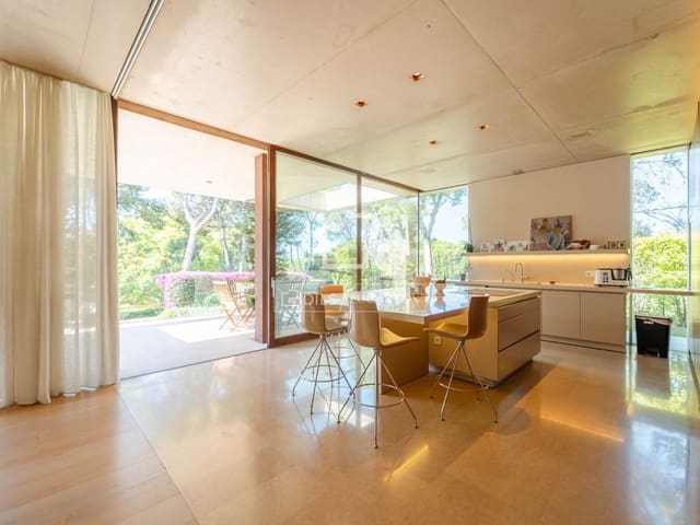 Villa/Maison de 3 chambres à louer à Rocafort avec garage - 10 000 € (Ref: 9941181)
