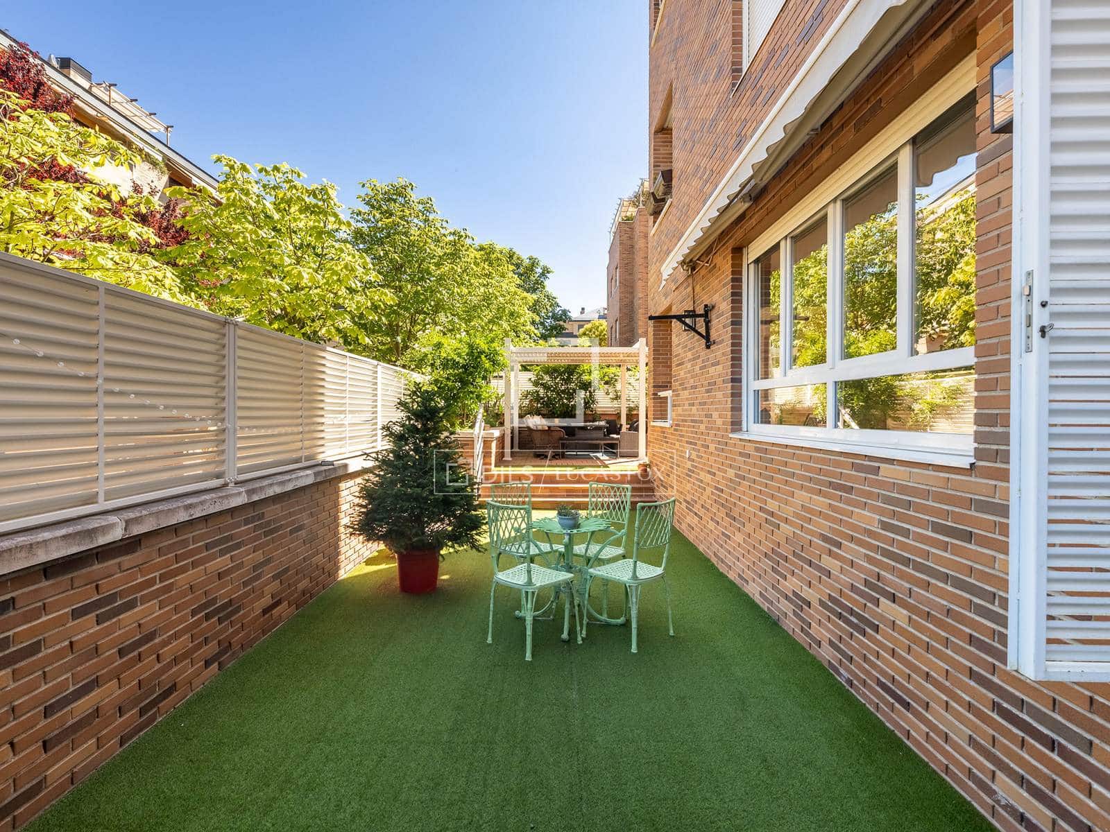 4 camera da letto Appartamento in vendita in Majadahonda con piscina garage - 1.125.000 € (Rif: 9941252)