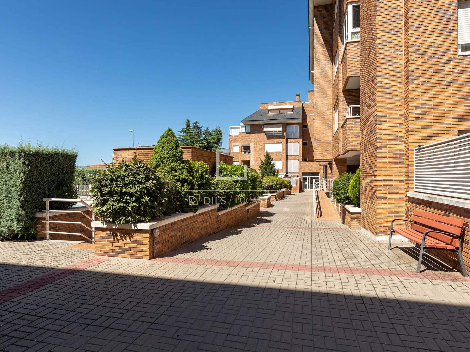 4 camera da letto Appartamento in vendita in Majadahonda con piscina garage - 1.125.000 € (Rif: 9941252)