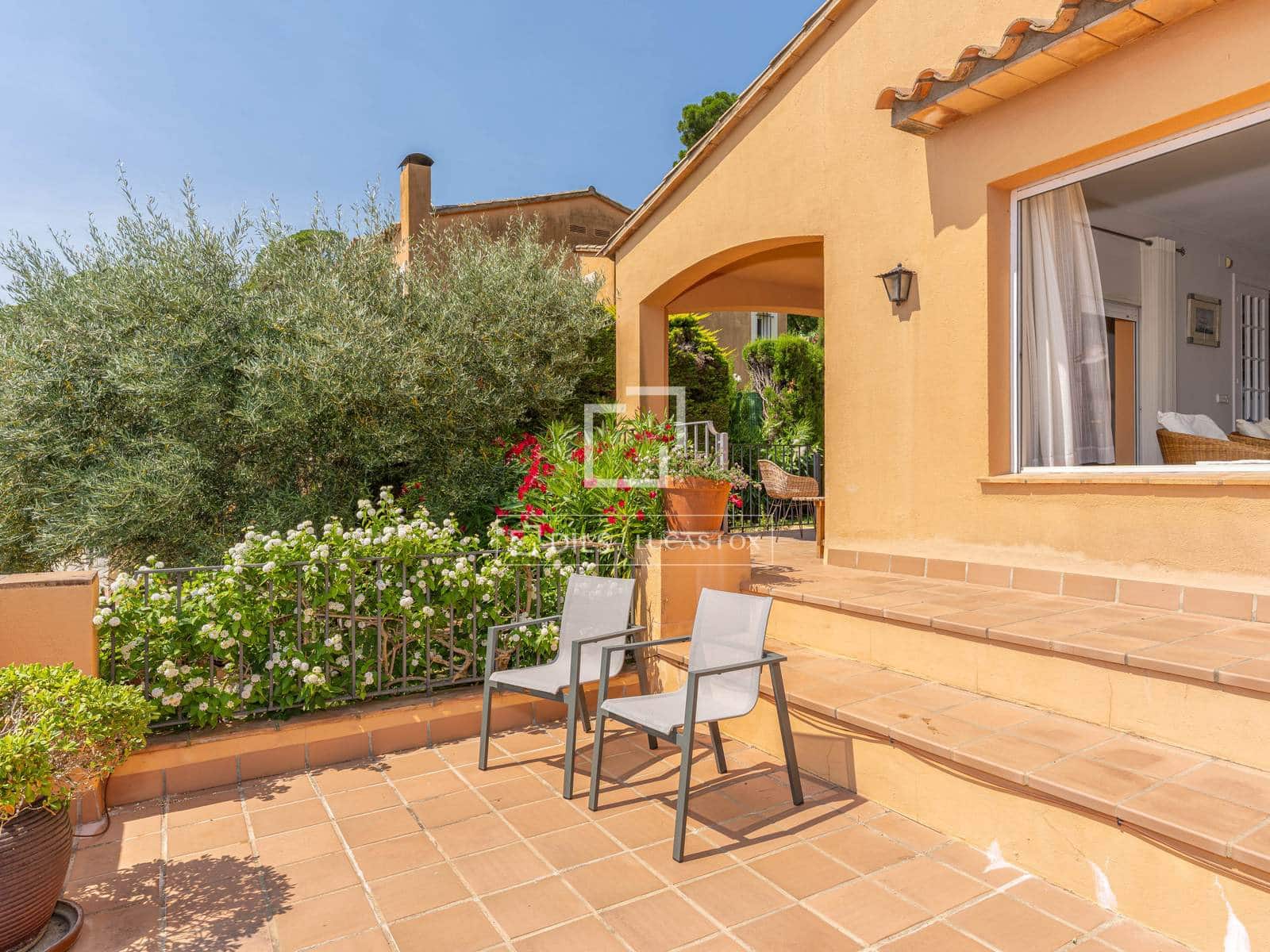 3 soverom Villa til salgs i Begur med svømmebasseng garasje - € 825 000 (Ref: 9943850)