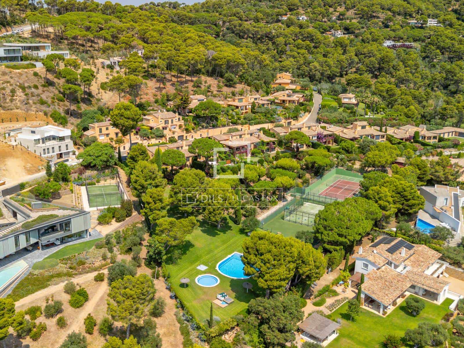 3 soverom Villa til salgs i Begur med svømmebasseng garasje - € 825 000 (Ref: 9943850)