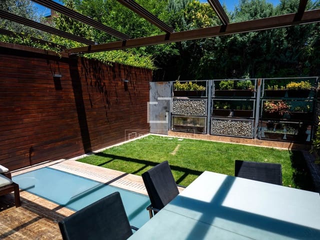 5 bedroom Villa for rent in La Moraleja, Alcobendas with pool garage - € 8,000 (Ref: 9944330)