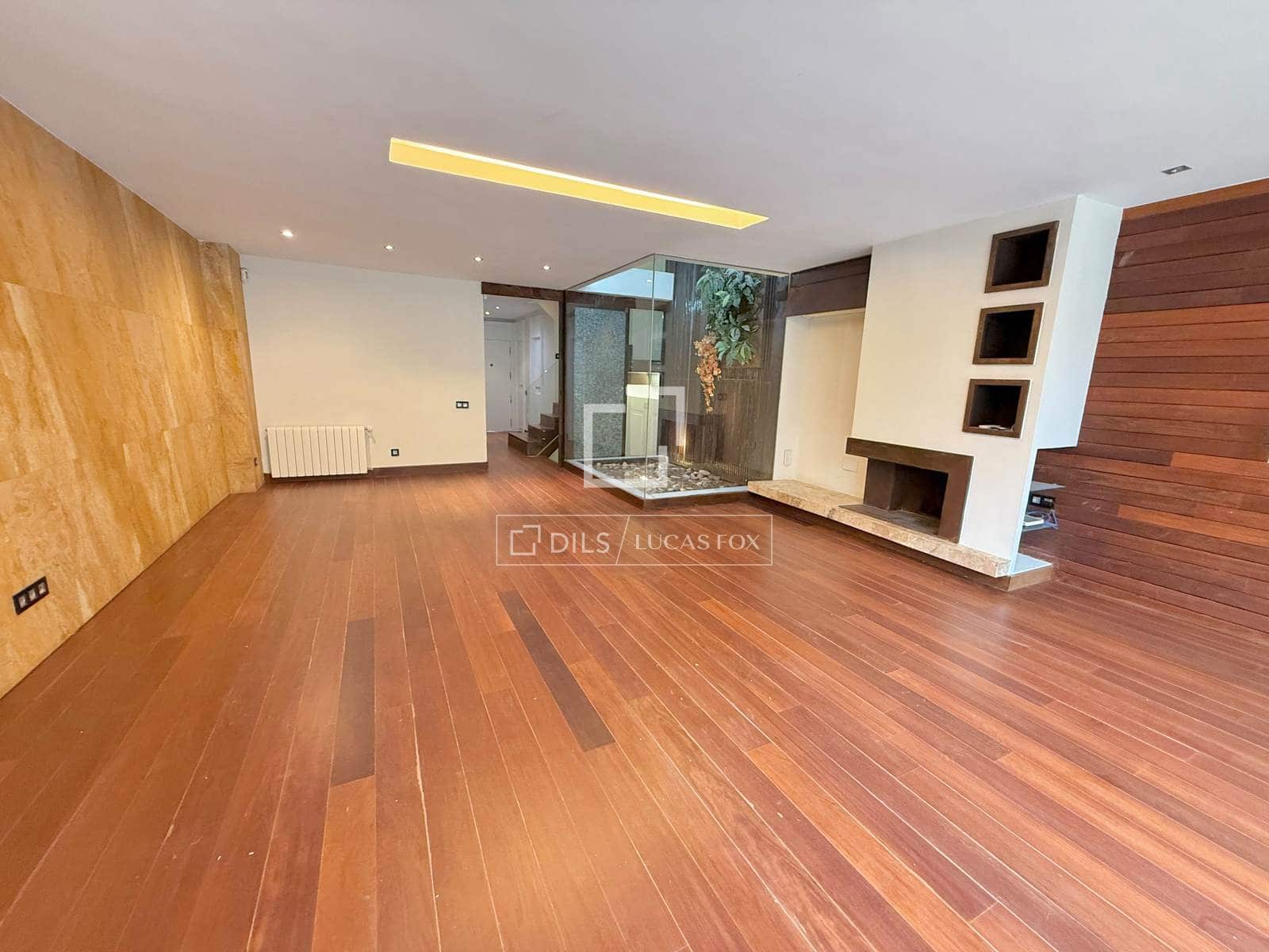 5 bedroom Villa for rent in Alcobendas with pool garage - € 7,000 (Ref: 9944330)