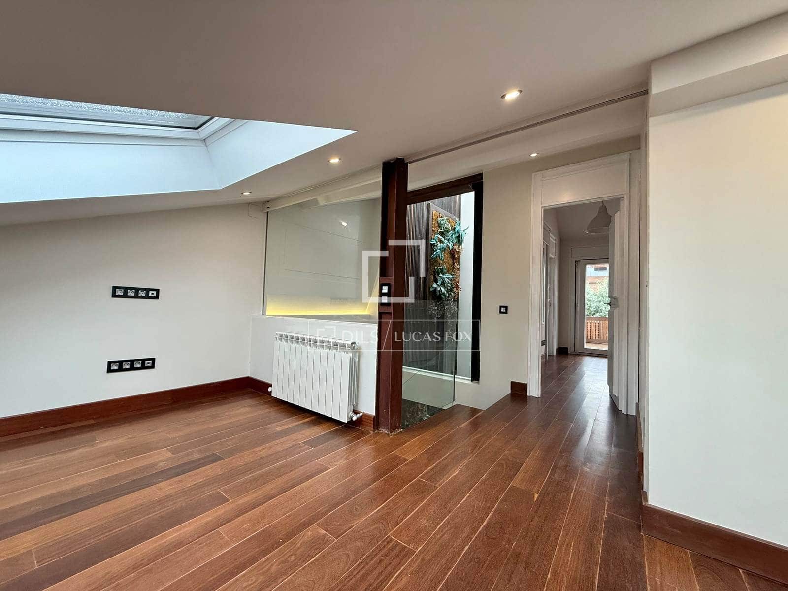 5 bedroom Villa for rent in Alcobendas with pool garage - € 7,000 (Ref: 9944330)