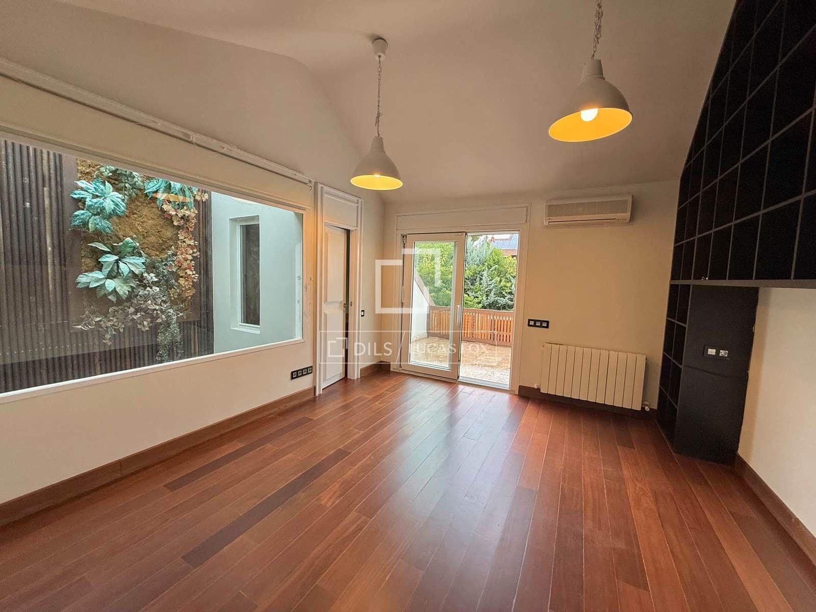 5 bedroom Villa for rent in Alcobendas with pool garage - € 7,000 (Ref: 9944330)
