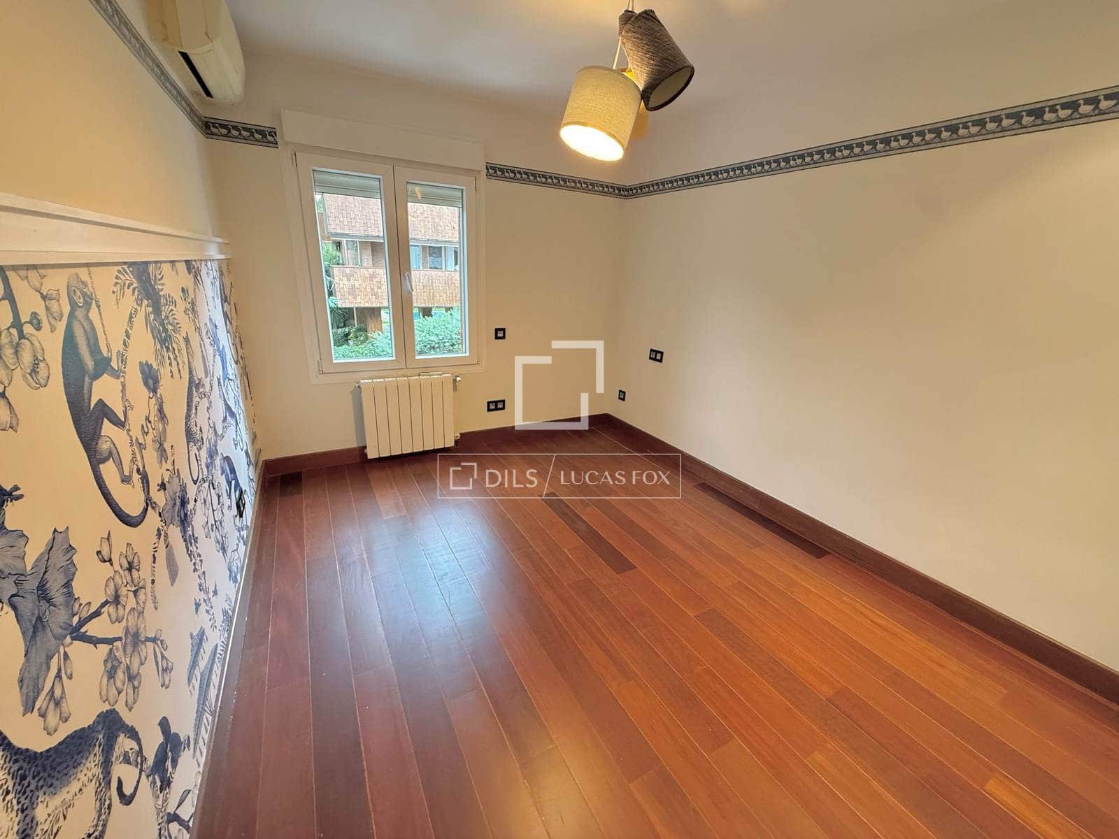 5 bedroom Villa for rent in Alcobendas with pool garage - € 7,000 (Ref: 9944330)