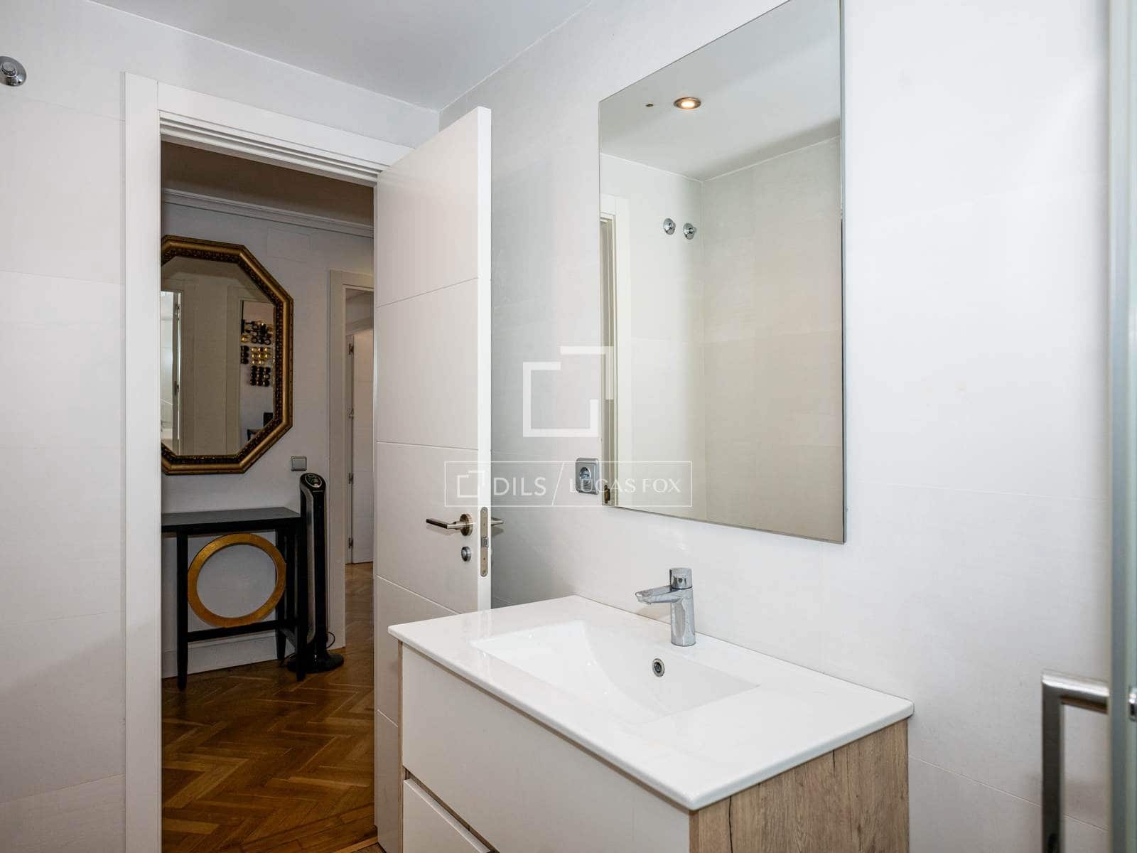 3 Zimmer Penthouse zu vermieten in Madrid Stadt mit Pool Garage - 3.600 € (Ref: 9944331)