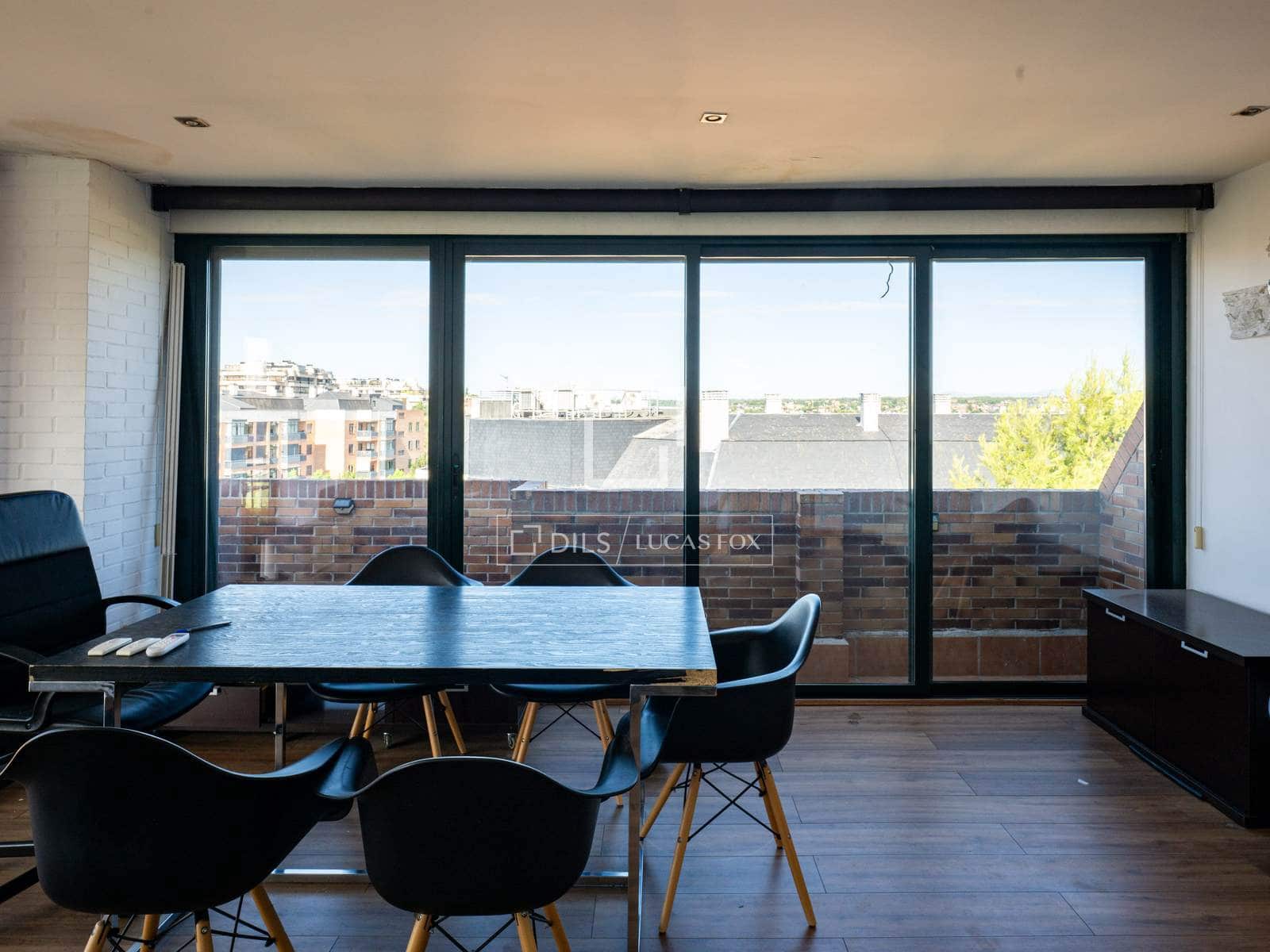 3 Zimmer Penthouse zu vermieten in Madrid Stadt mit Pool Garage - 3.600 € (Ref: 9944331)