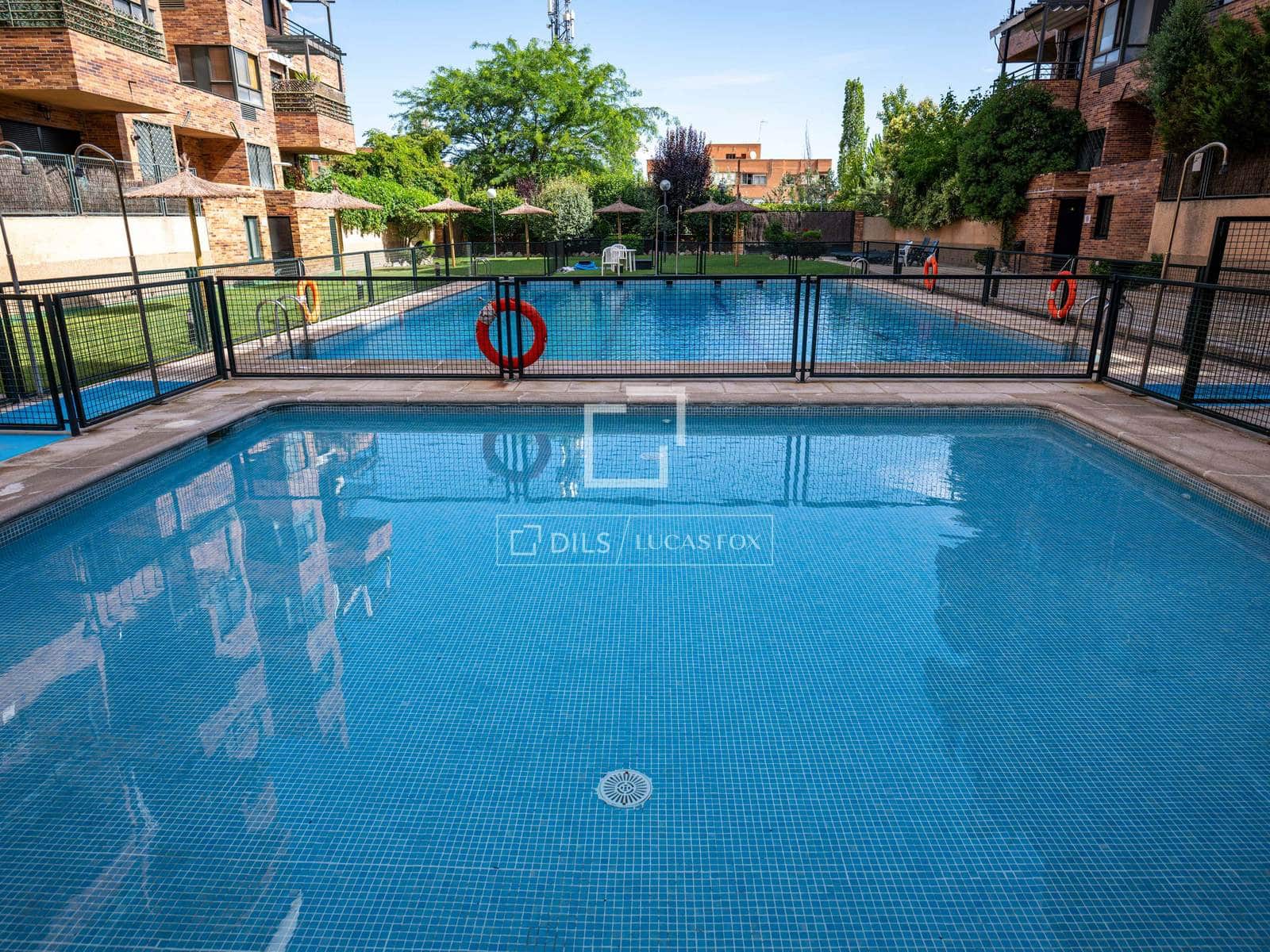 3 Zimmer Penthouse zu vermieten in Madrid Stadt mit Pool Garage - 3.600 € (Ref: 9944331)