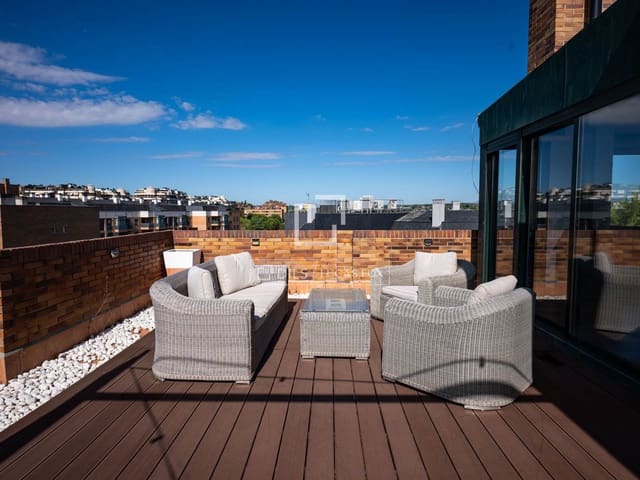 3 Zimmer Penthouse zu vermieten in Madrid Stadt - 3.600 € (Ref: 9944331)