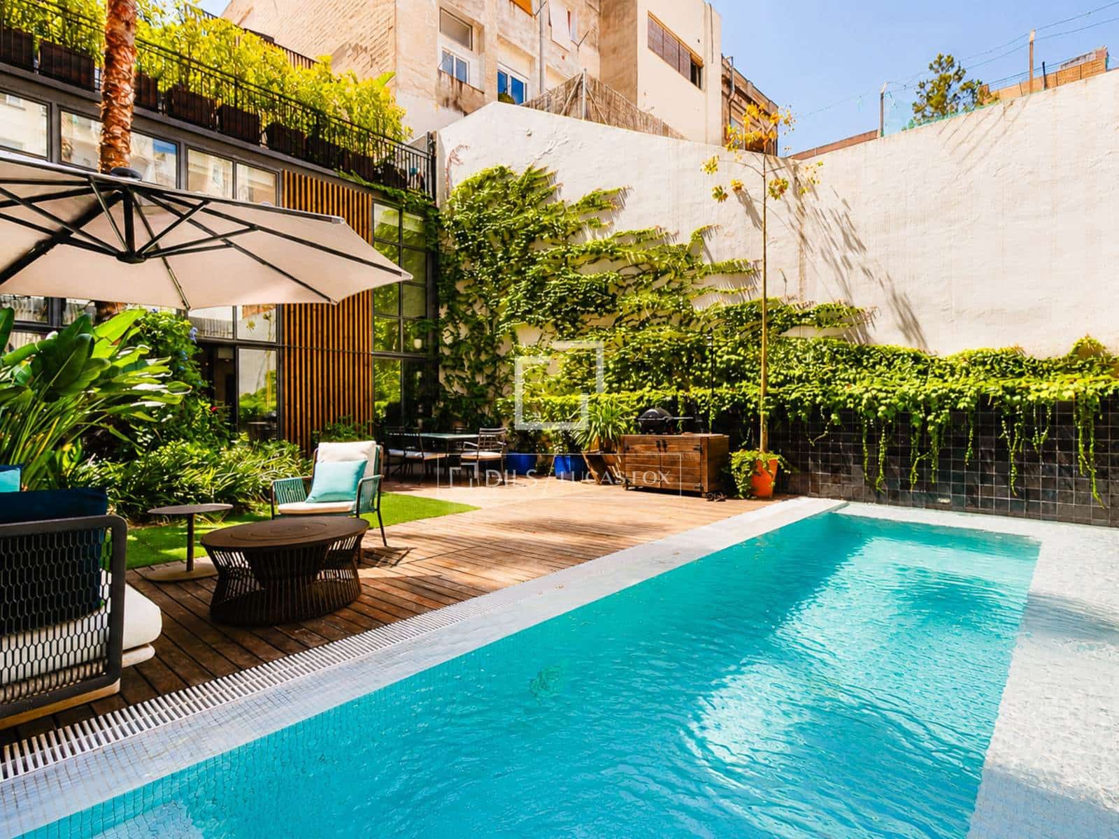 6 soveværelse Villa til salg i Barcelona by med swimmingpool - € 2.650.000 (Ref: 9944427)