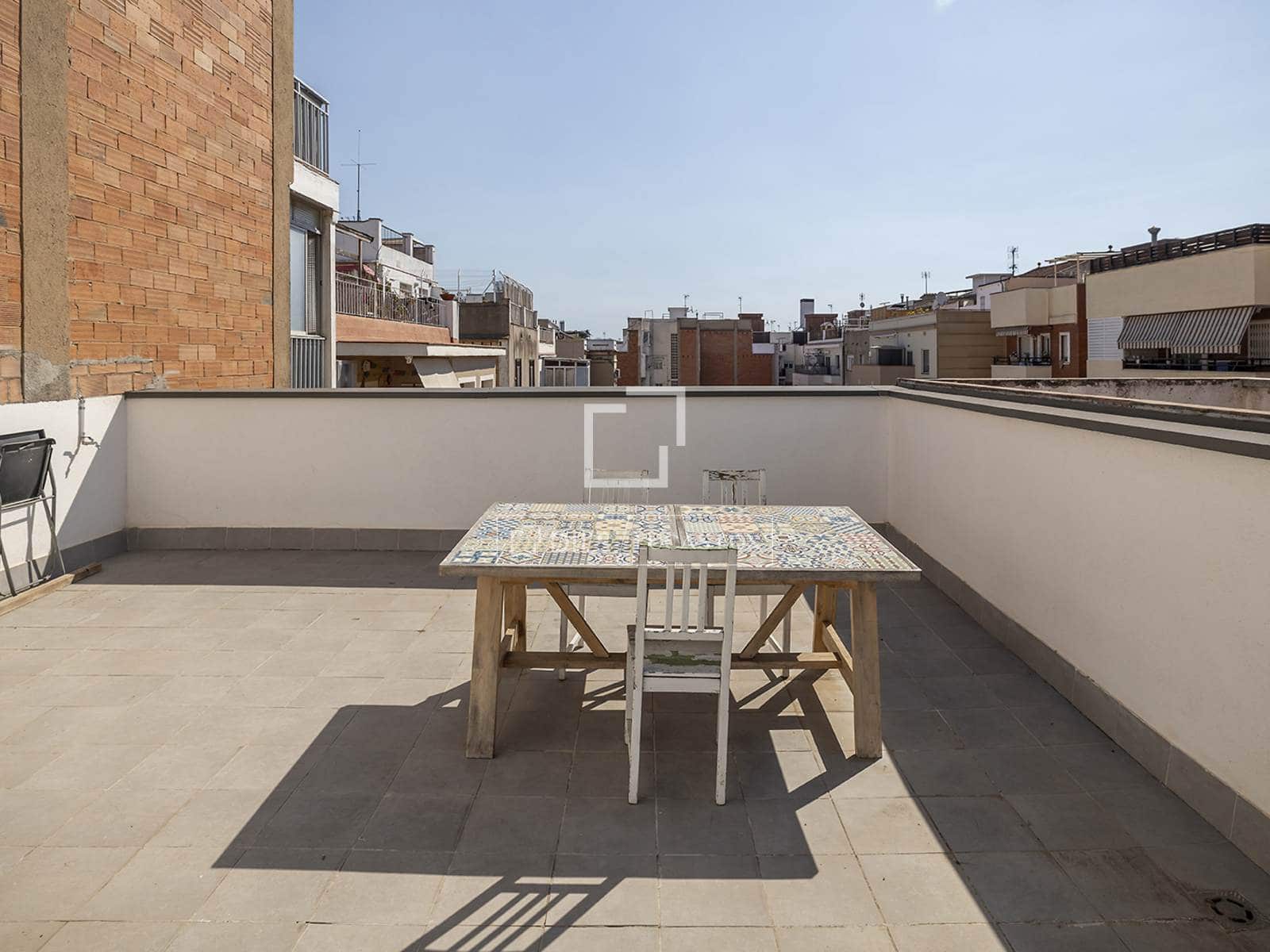 3 soveværelse Lejlighed til salg i Barcelona by - € 585.000 (Ref: 9944429)