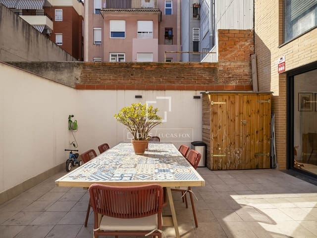 3 soveværelse Lejlighed til salg i Barcelona by - € 585.000 (Ref: 9944429)