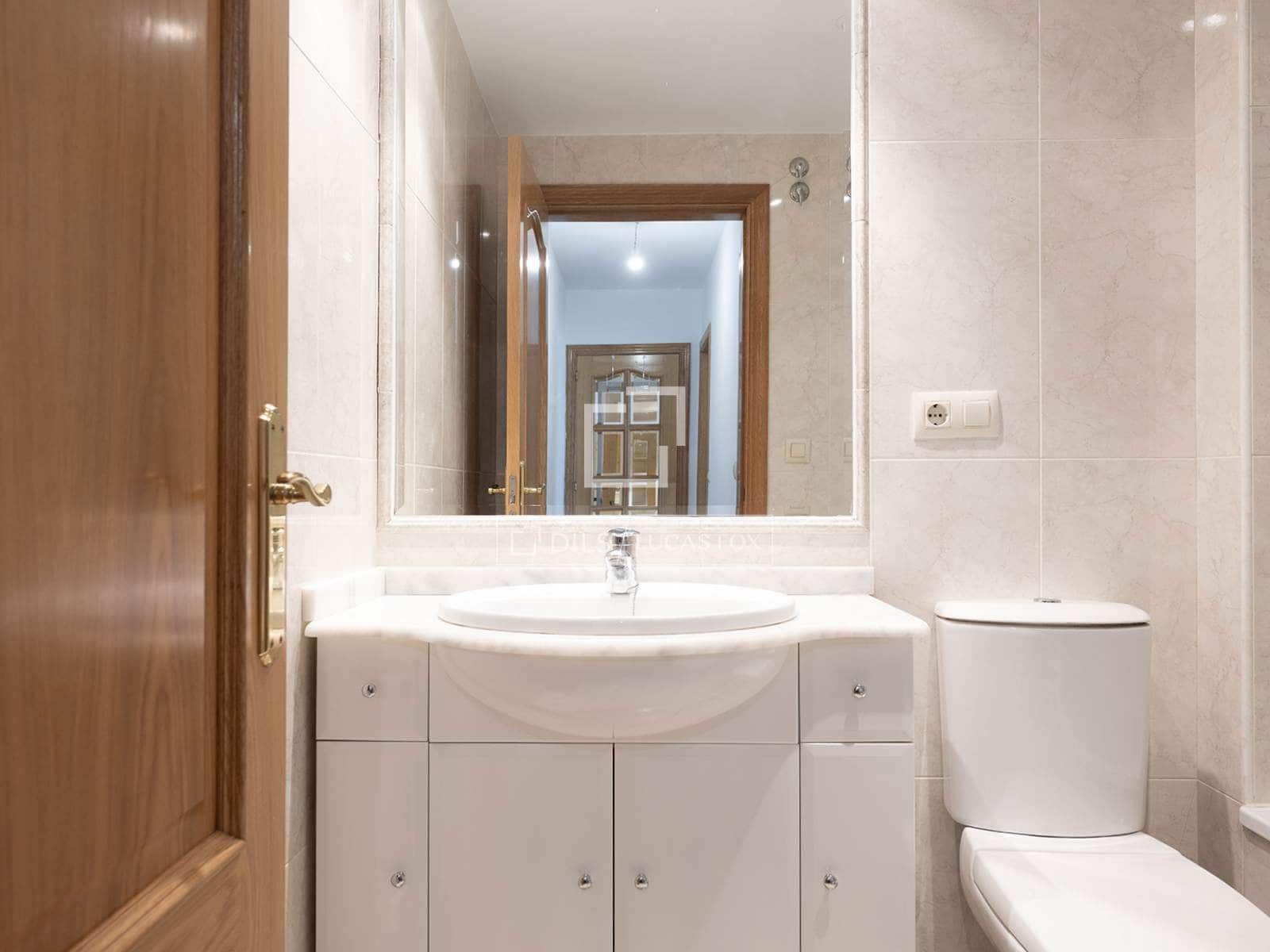 2 soverom Leilighet til salgs i Sanxenxo med garasje - € 310 000 (Ref: 9944430)
