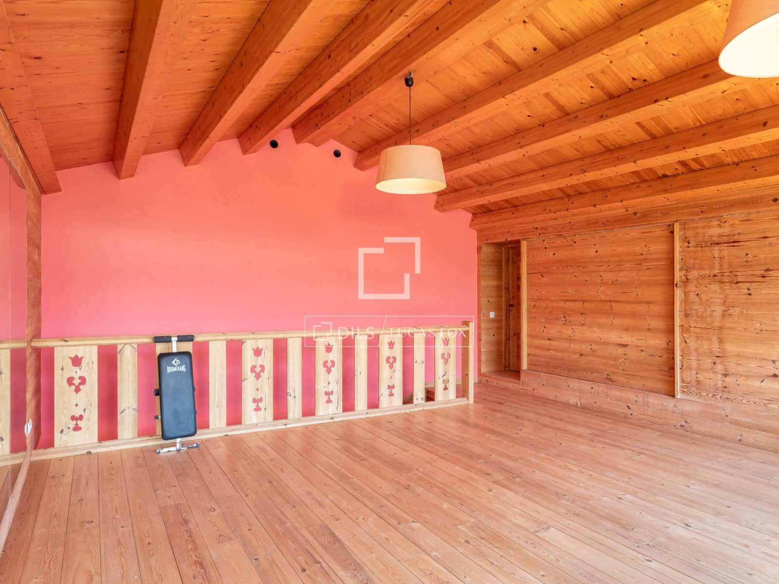 7 soverom Finca/Herregård til salgs i Cabanelles med svømmebasseng garasje - € 1 650 000 (Ref: 9944661)