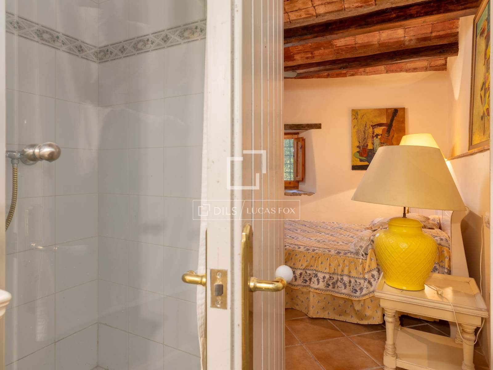 7 soverom Finca/Herregård til salgs i Cabanelles med svømmebasseng garasje - € 1 650 000 (Ref: 9944661)