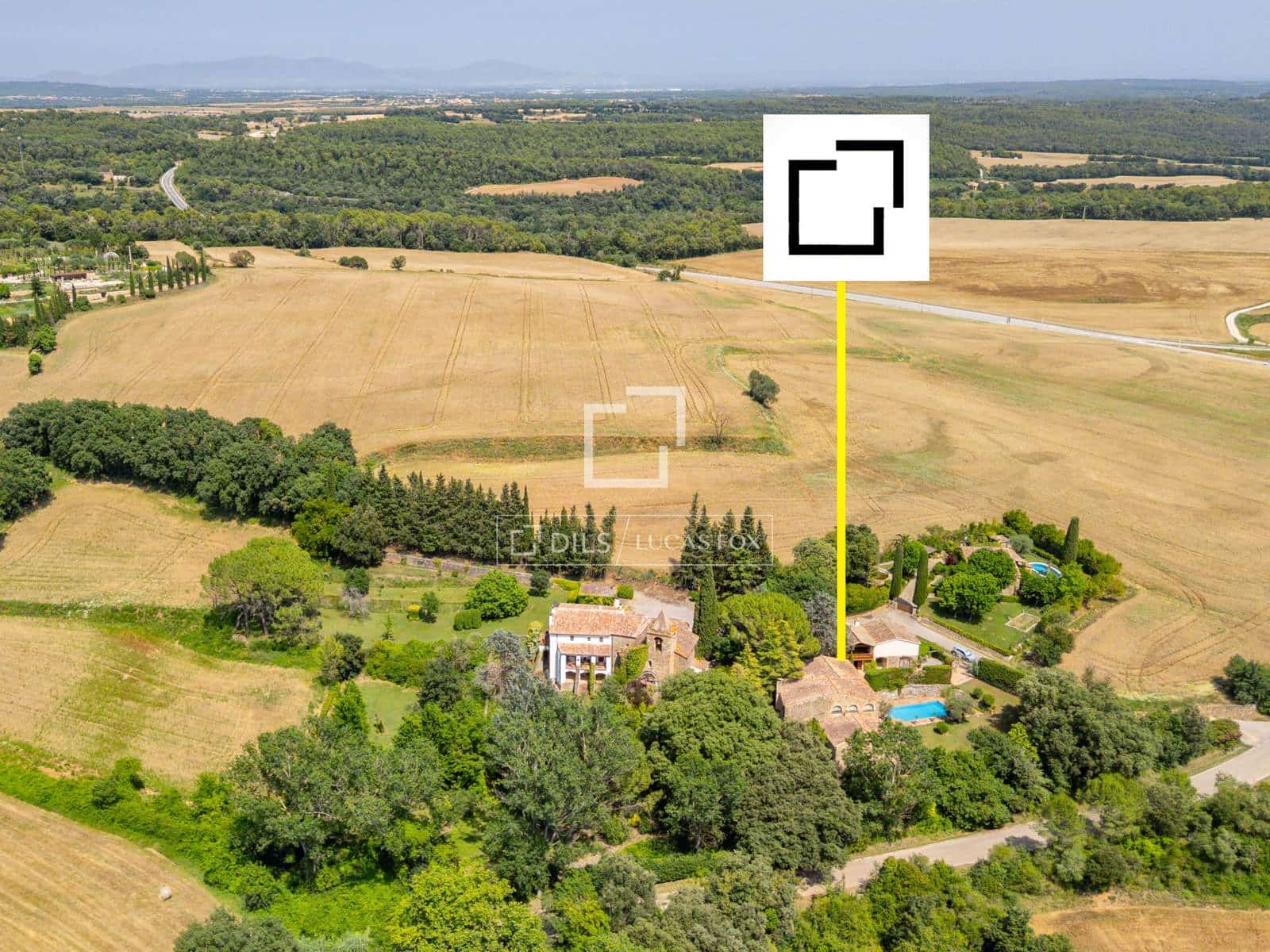 7 soverom Finca/Herregård til salgs i Cabanelles med svømmebasseng garasje - € 1 650 000 (Ref: 9944661)