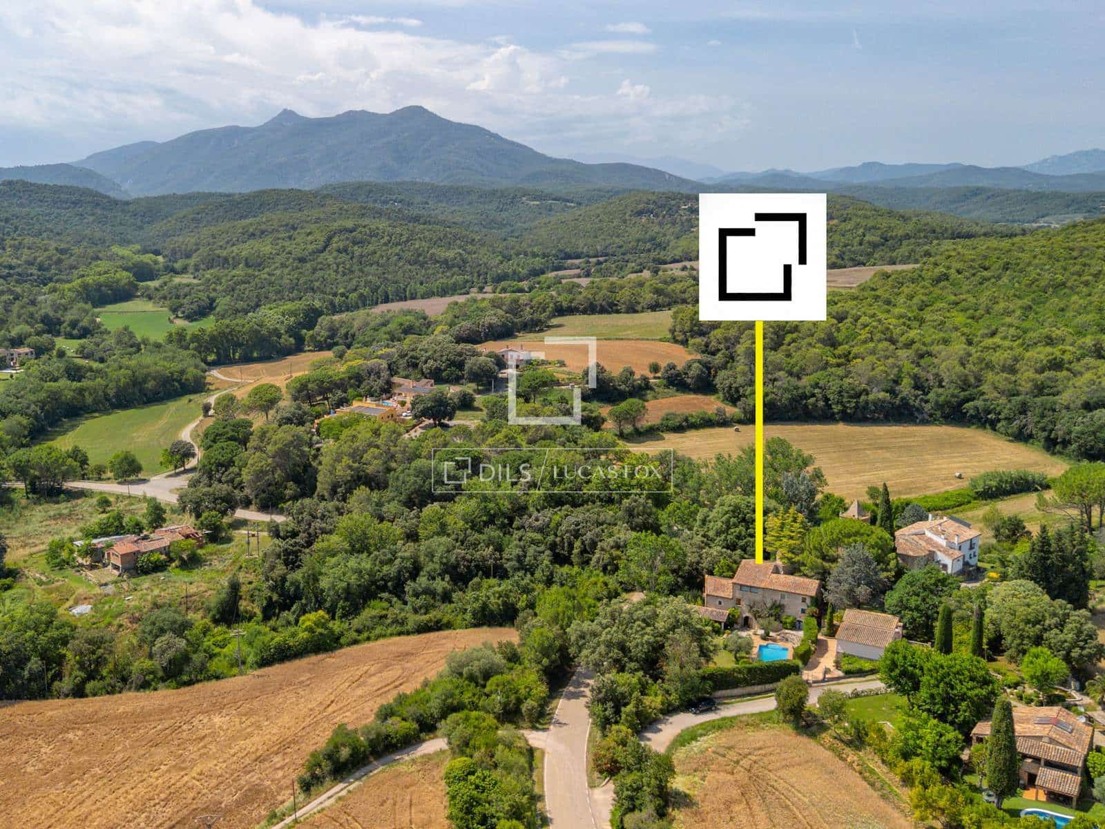 7 soverom Finca/Herregård til salgs i Cabanelles med svømmebasseng garasje - € 1 650 000 (Ref: 9944661)