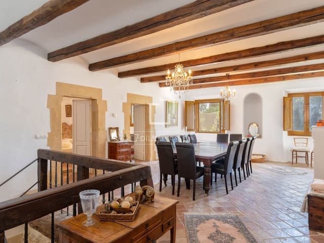 7 soverom Finca/Herregård til salgs i Cabanelles med svømmebasseng garasje - € 1 650 000 (Ref: 9944661)