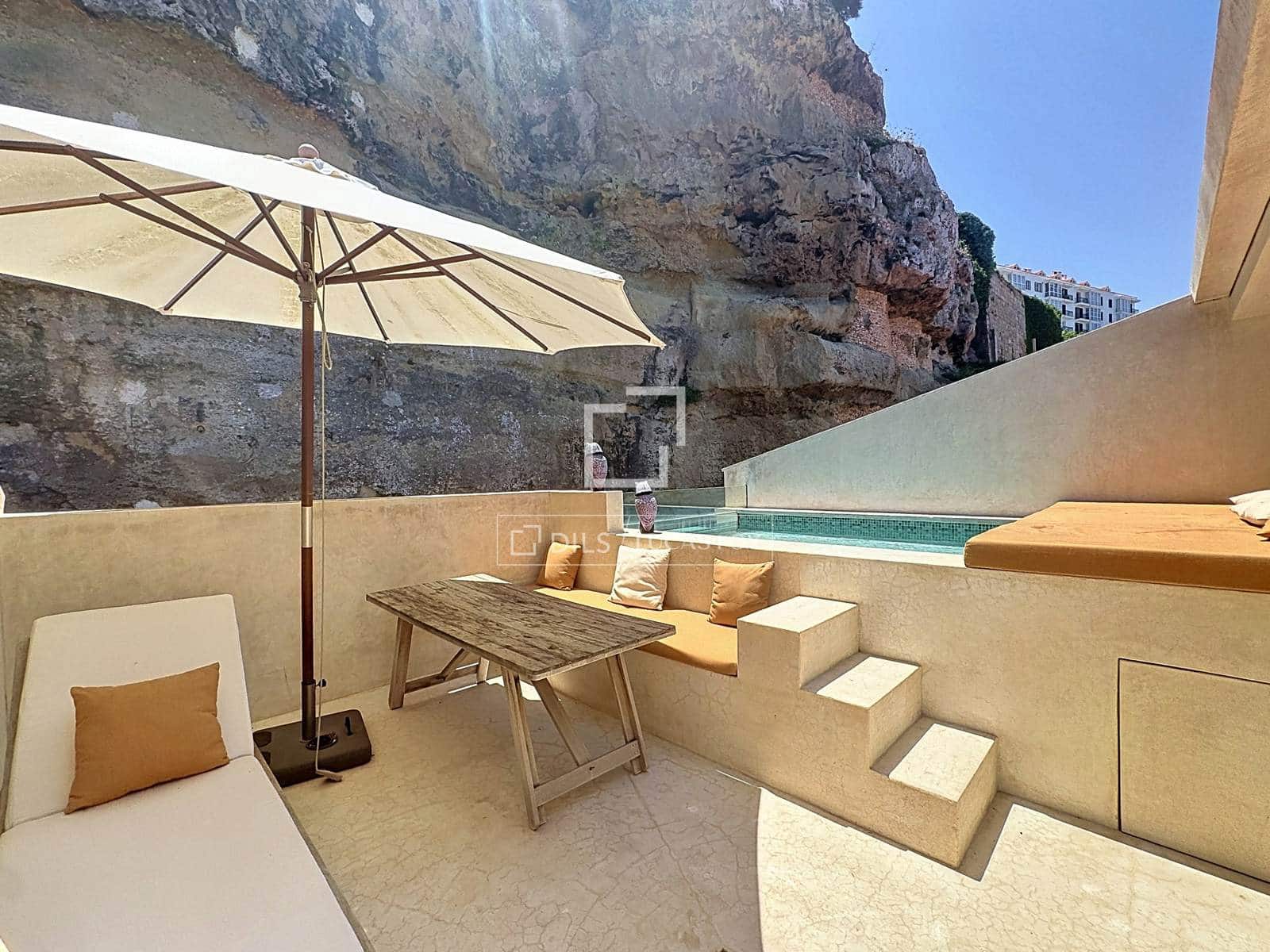 4 bedroom Villa for sale in Mahon / Mao with pool garage - € 1,750,000 (Ref: 9944662)