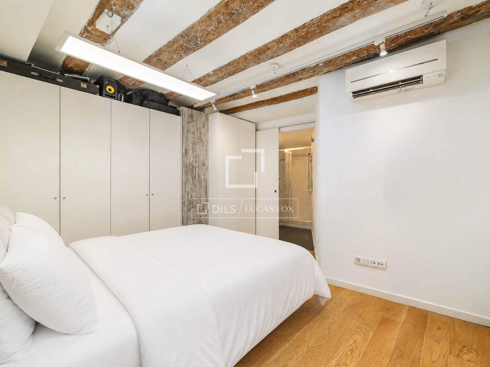 1 bedroom Apartment for sale in Barcelona city - € 365,000 (Ref: 9944833)
