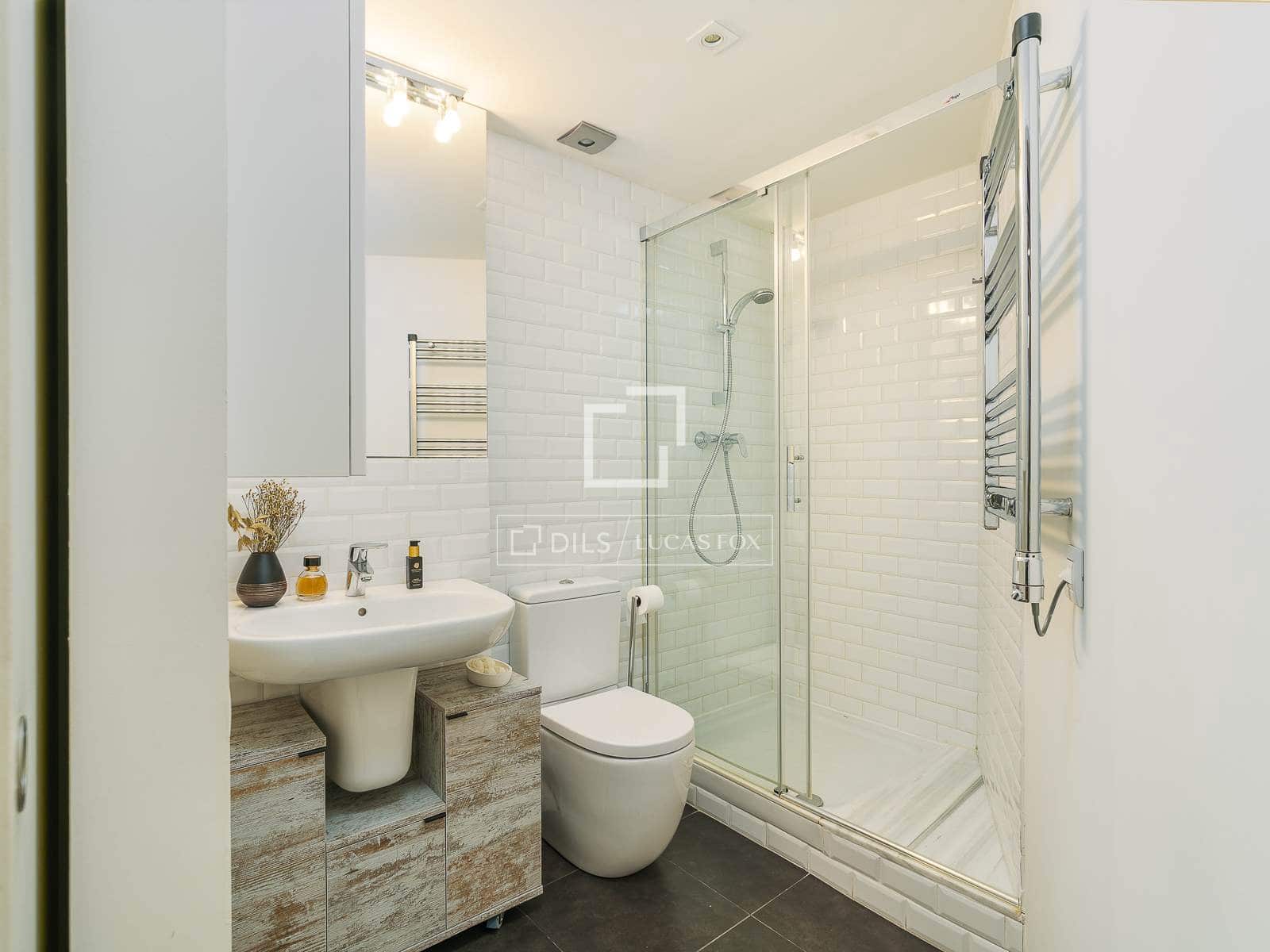 1 bedroom Apartment for sale in Barcelona city - € 365,000 (Ref: 9944833)