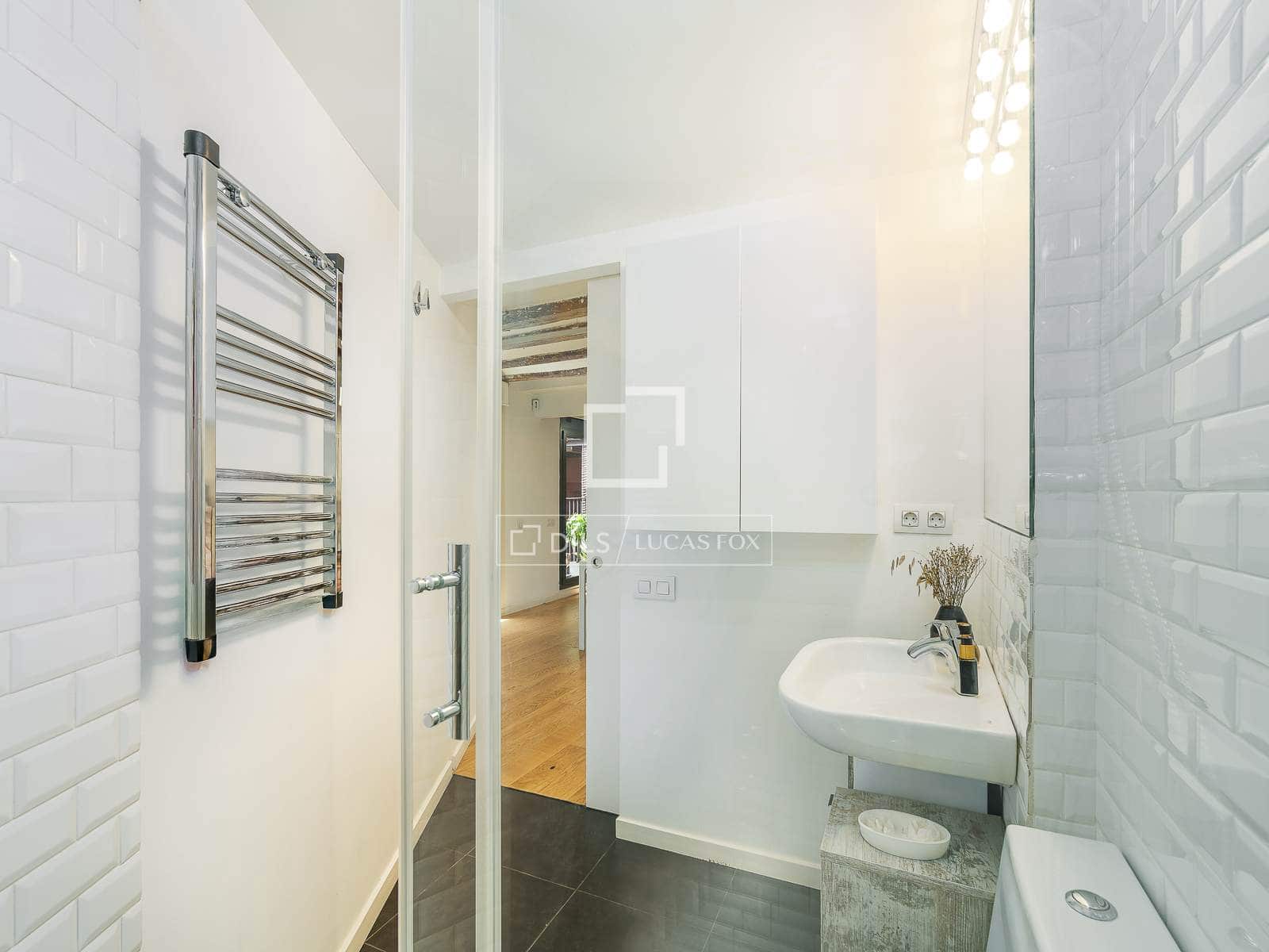 1 bedroom Apartment for sale in Barcelona city - € 365,000 (Ref: 9944833)