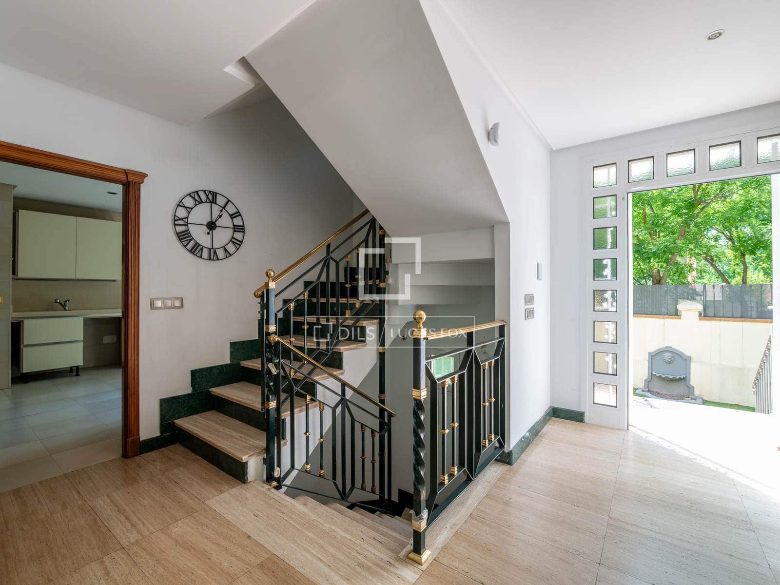 5 sovrum Villa till salu i Madrid stad med garage - 3 199 000 € (Ref: 9944834)